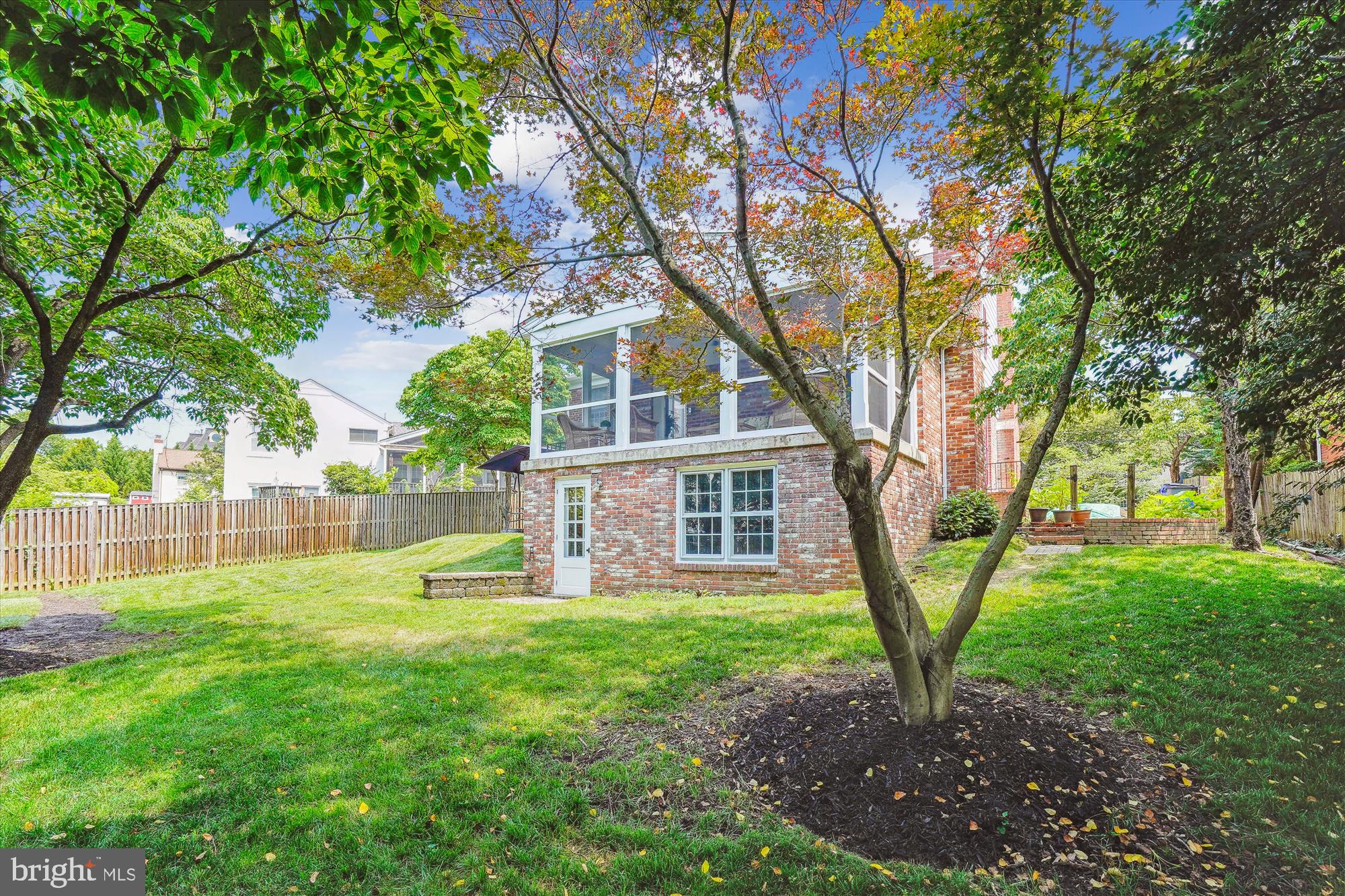 HILLMEAD - Residential