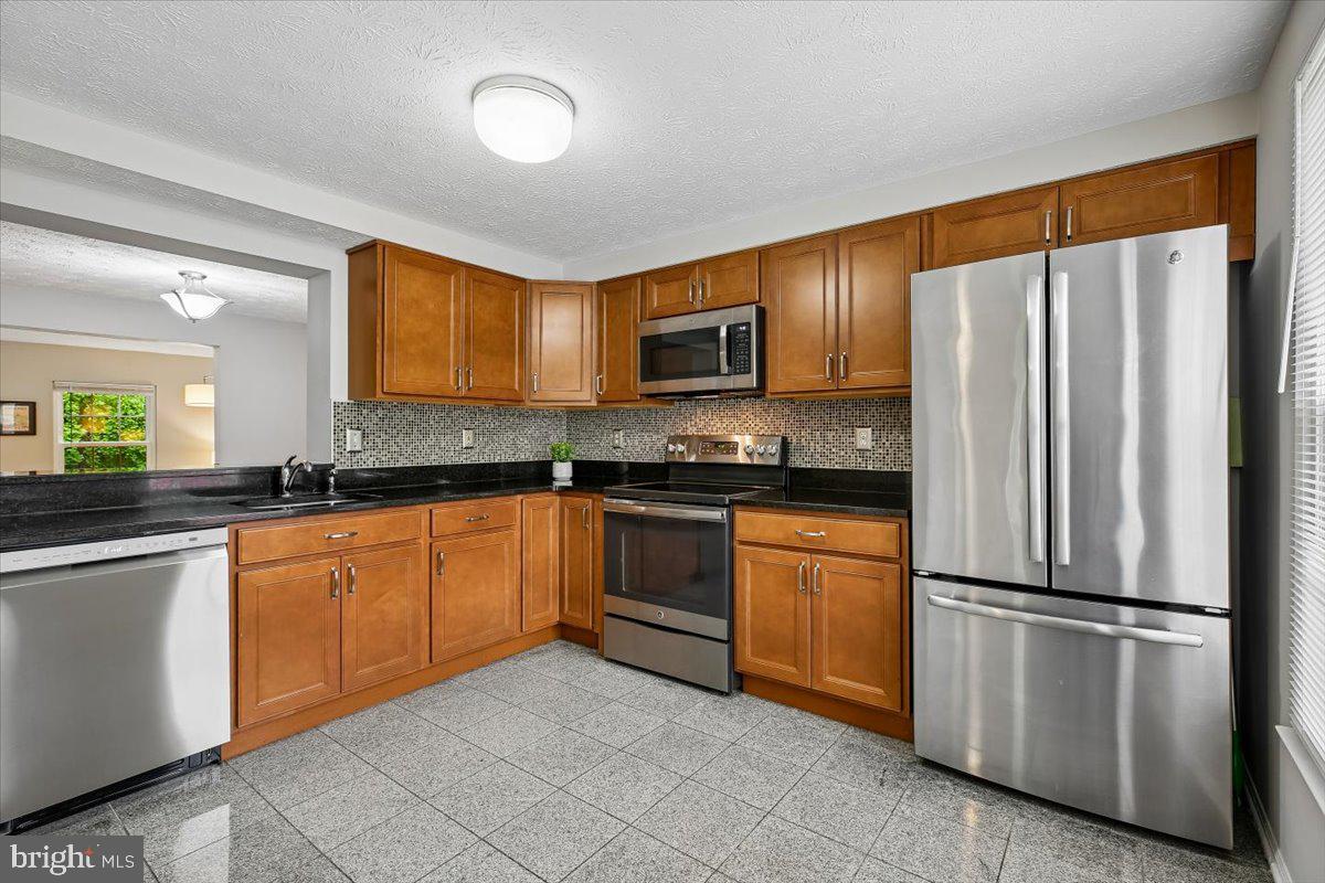 639 CORAL REEF DRIVE