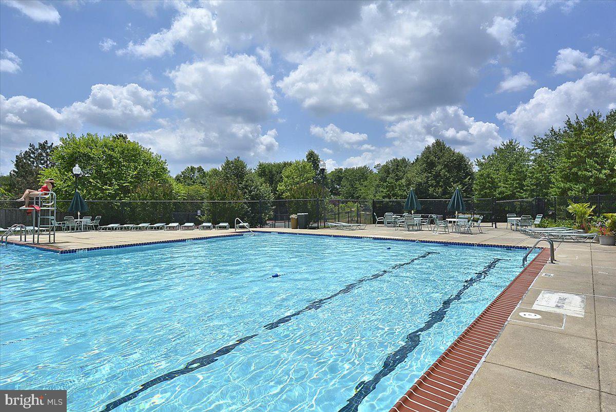 639 CORAL REEF DRIVE