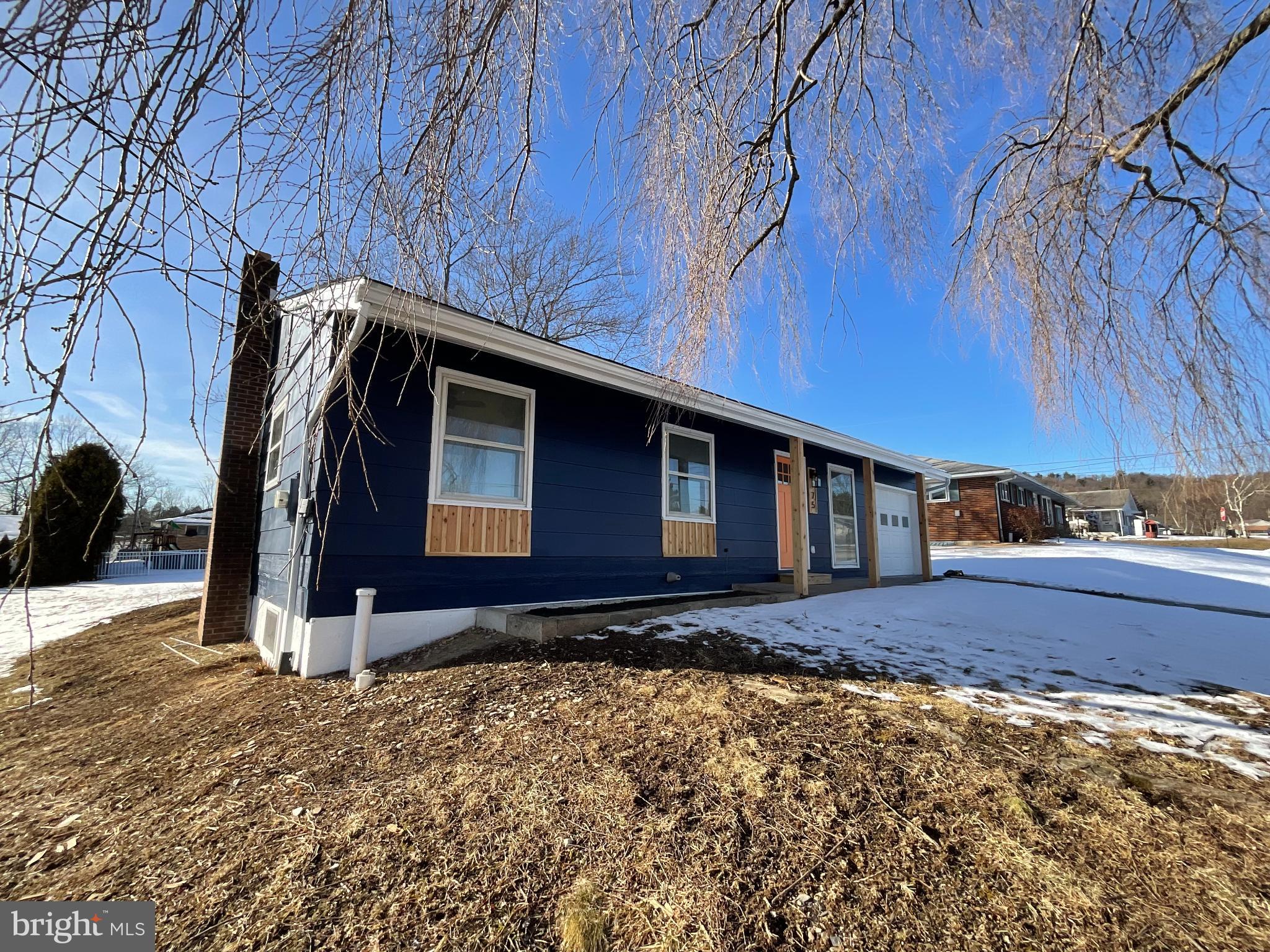 MEADOW CREST - Residential