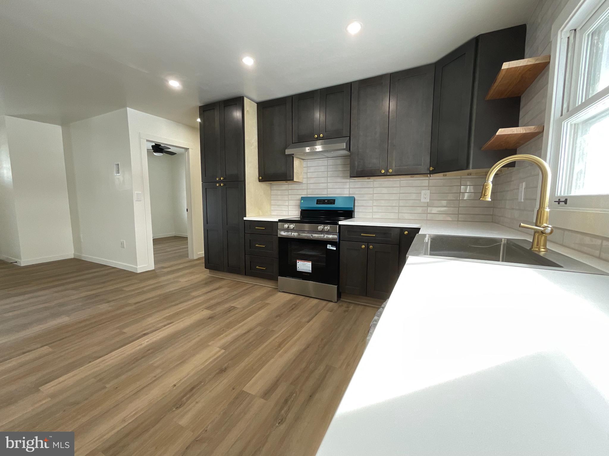 MEADOW CREST - Residential