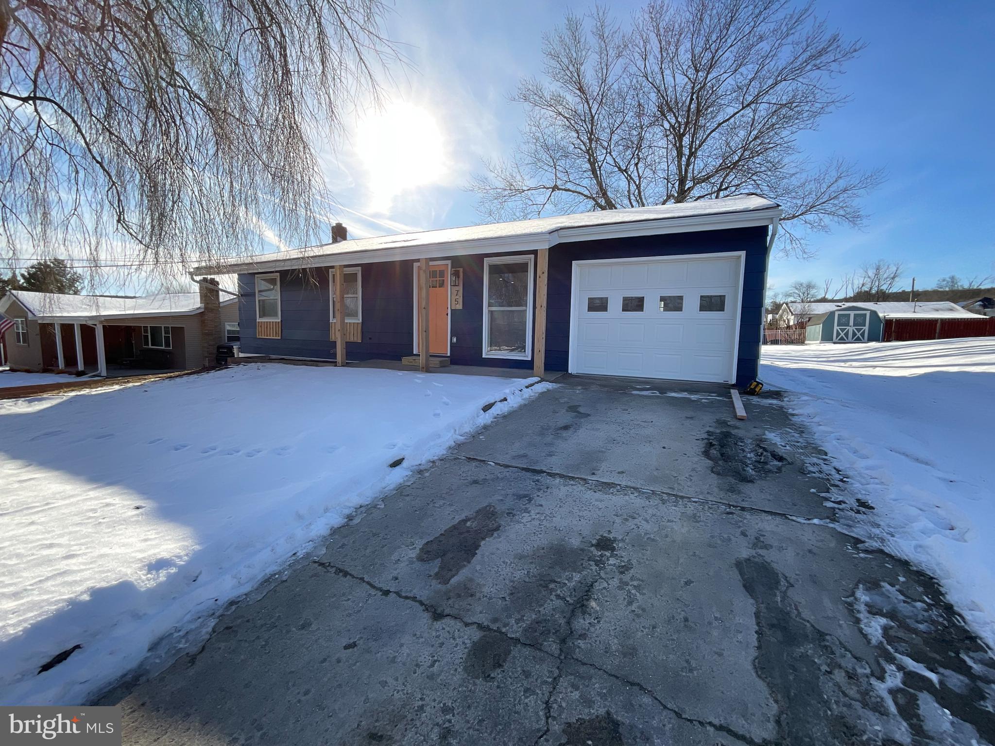 MEADOW CREST - Residential