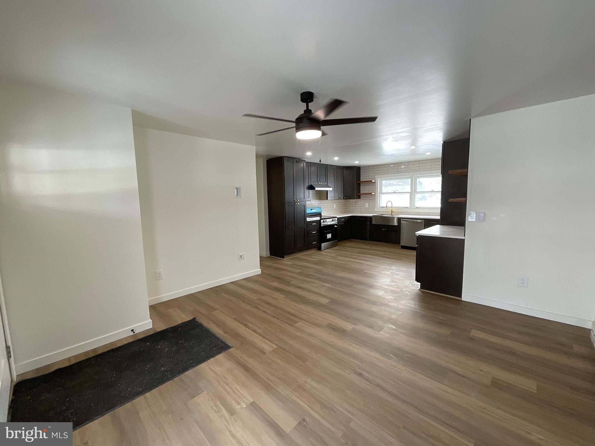 MEADOW CREST - Residential