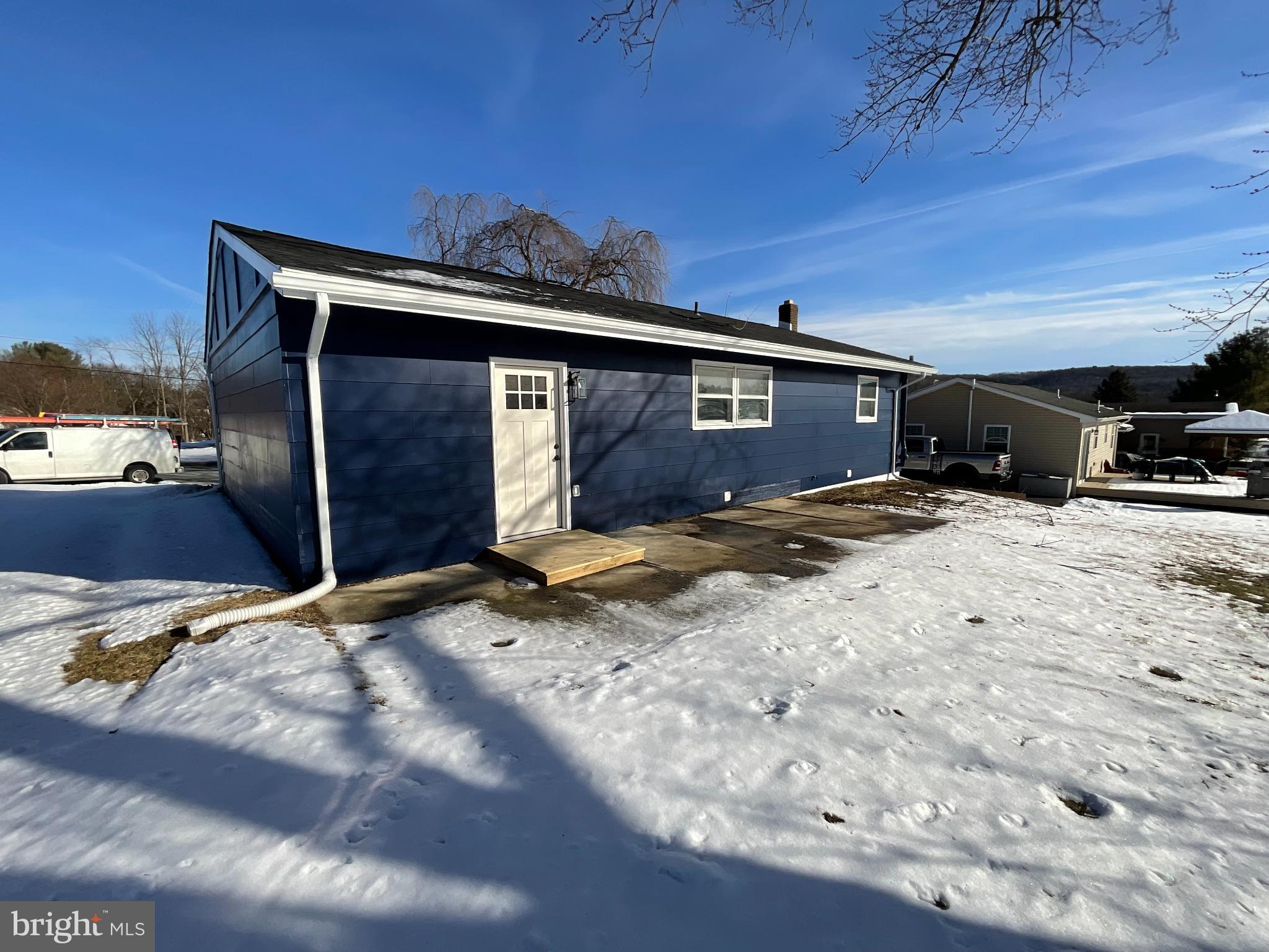 MEADOW CREST - Residential