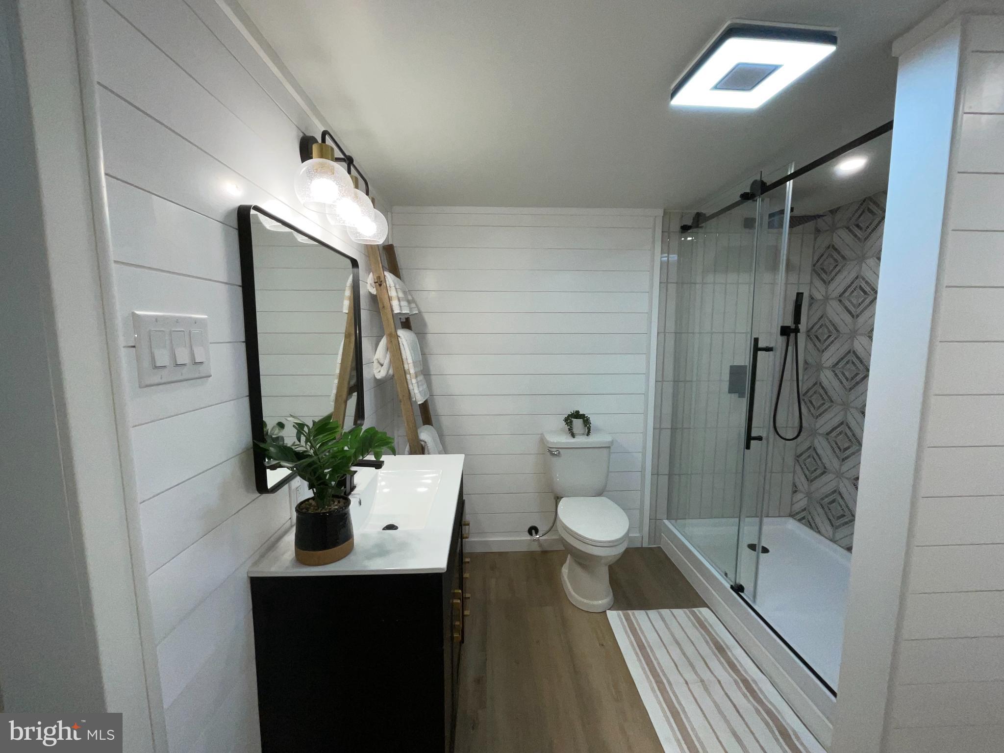 MEADOW CREST - Residential