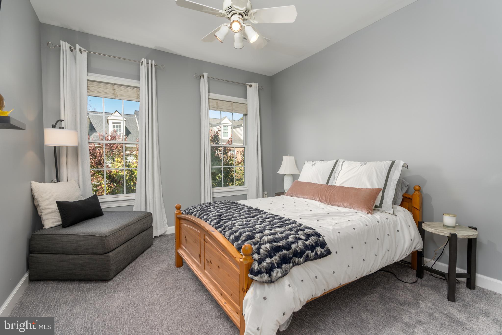 HUNTING RIDGE - Residential