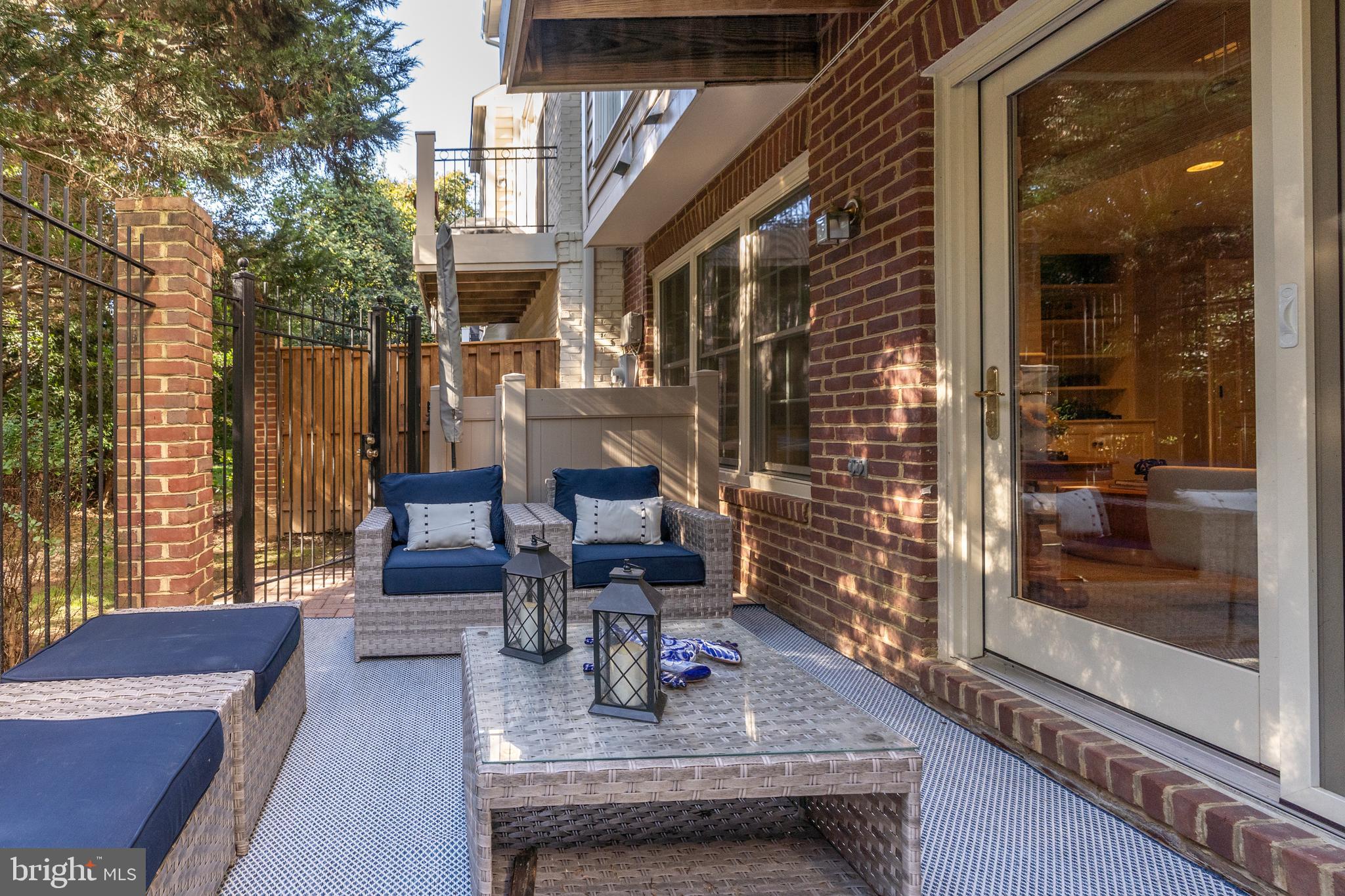 HUNTING RIDGE - Residential