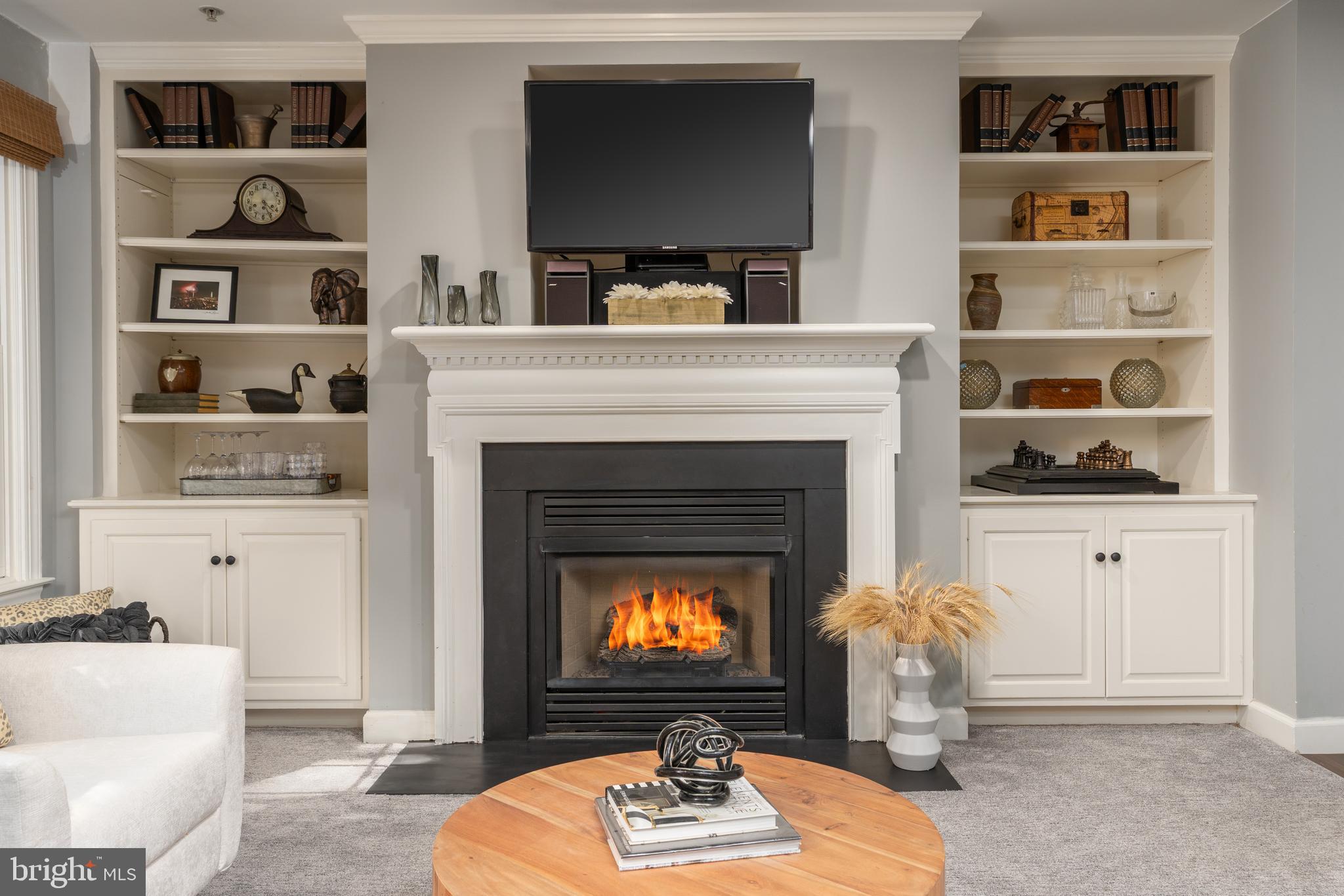 HUNTING RIDGE - Residential