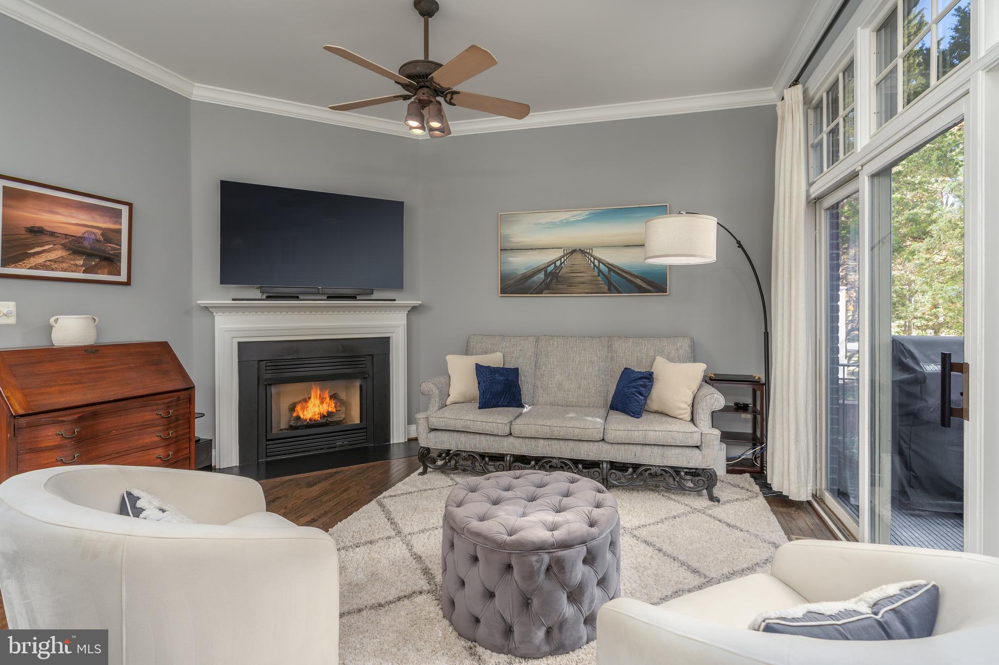 HUNTING RIDGE - Residential