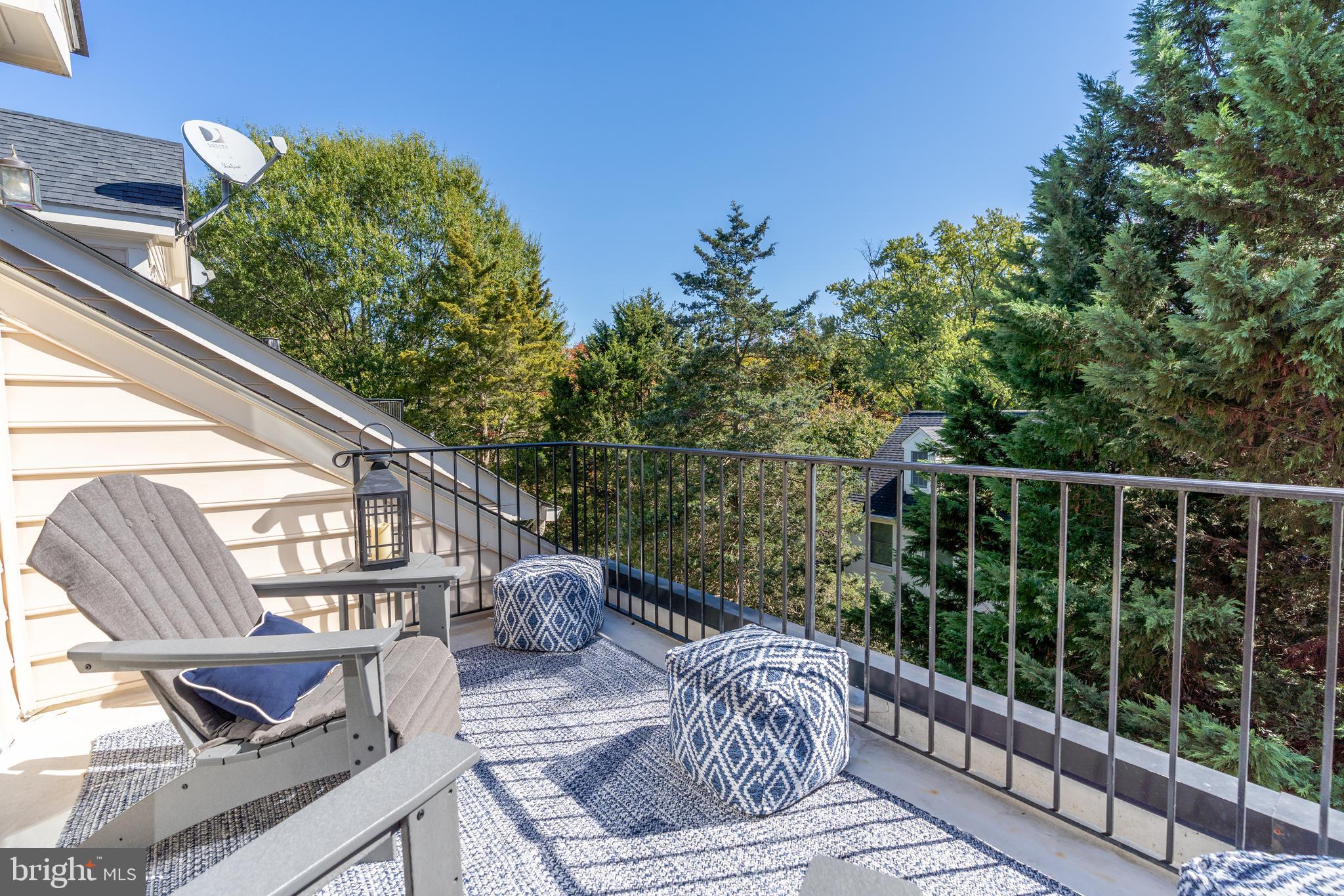 HUNTING RIDGE - Residential