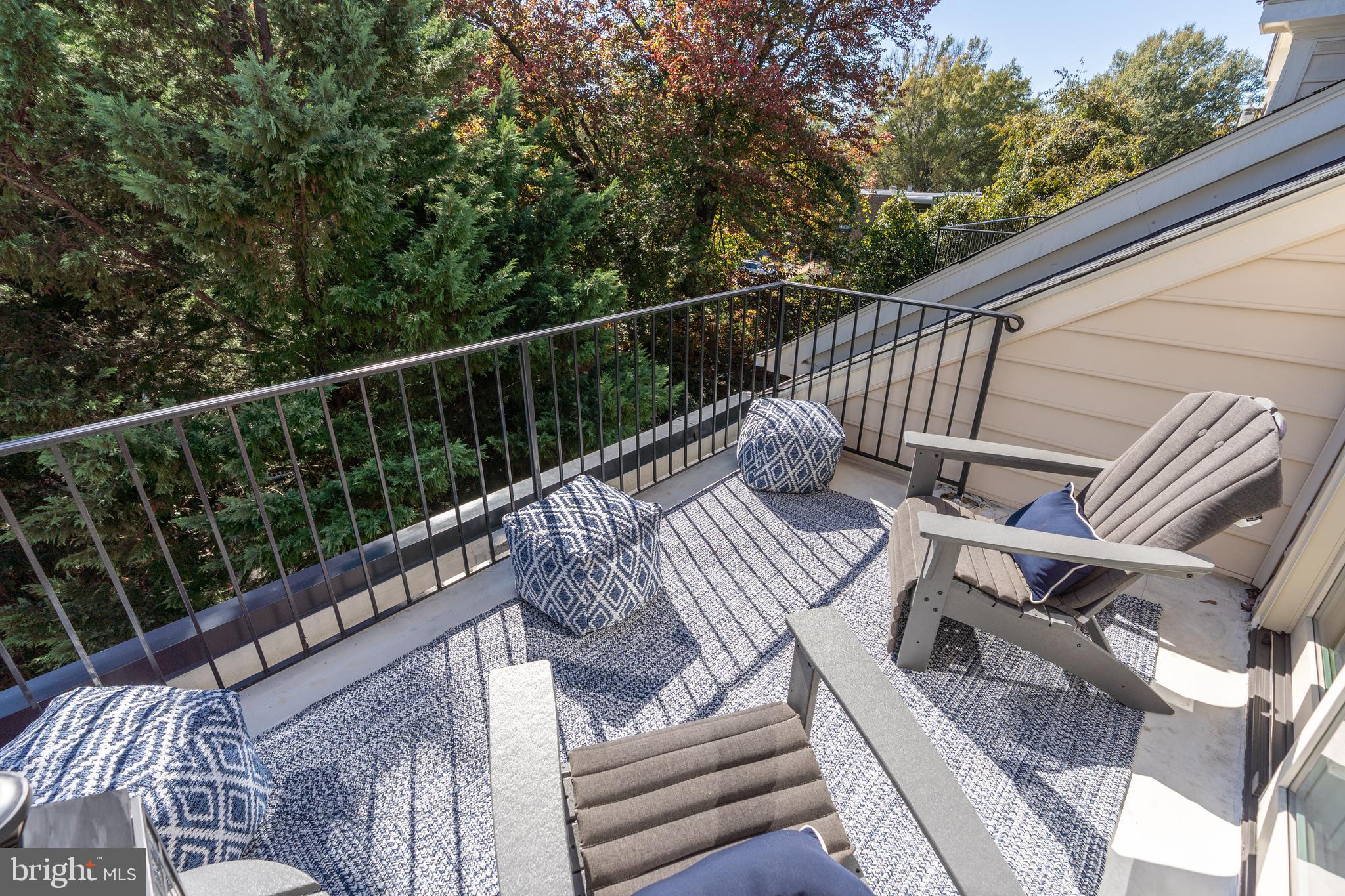 HUNTING RIDGE - Residential