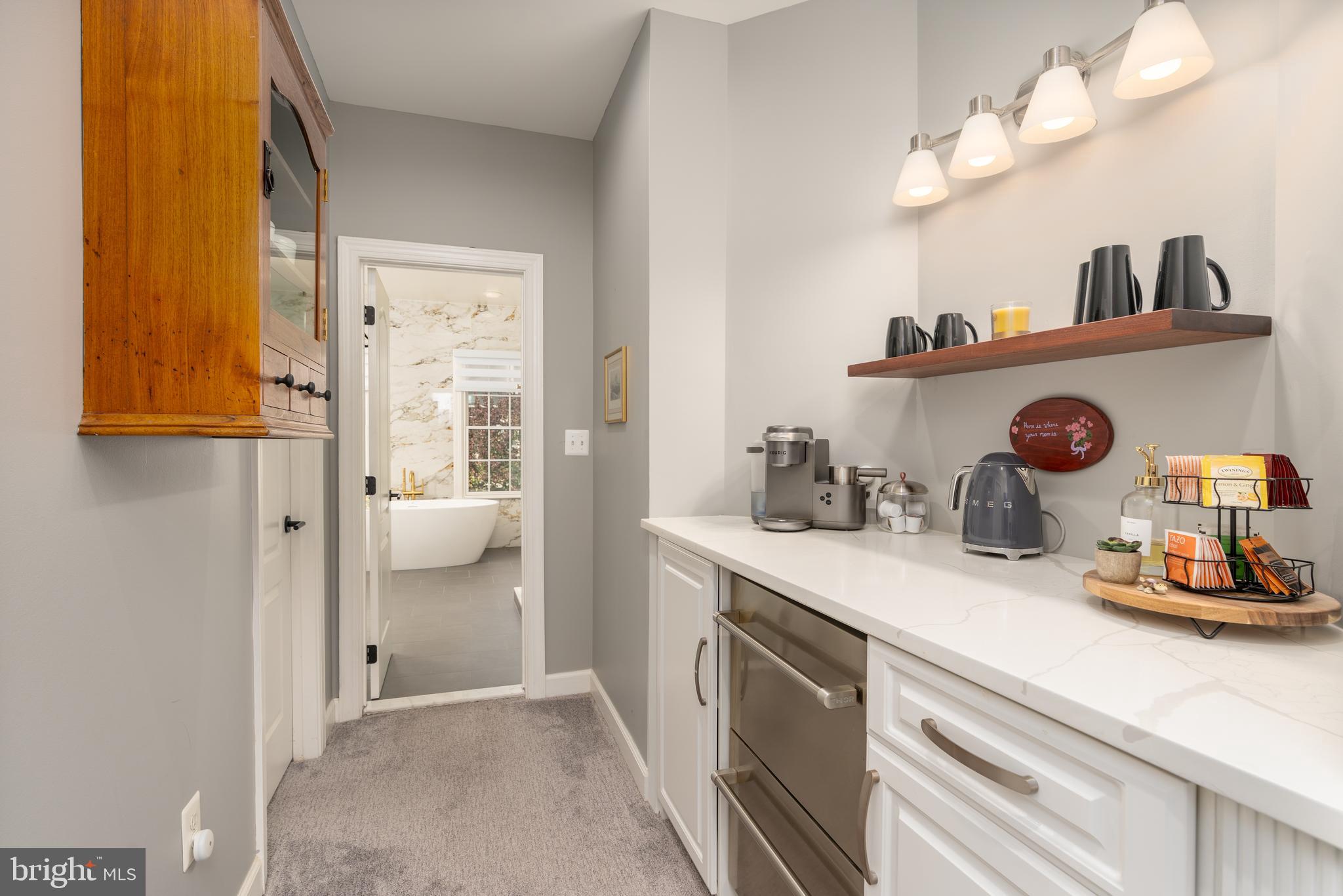 HUNTING RIDGE - Residential