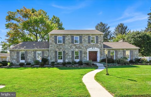 4 BLAINE AVENUE LEOLA PA 17540