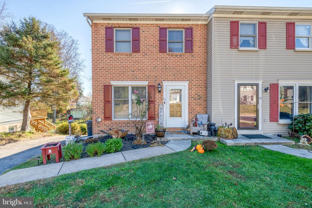 Photo of 50 W Oak Street, Elizabethtown, PA 17022 (MLS # PALA2043170)