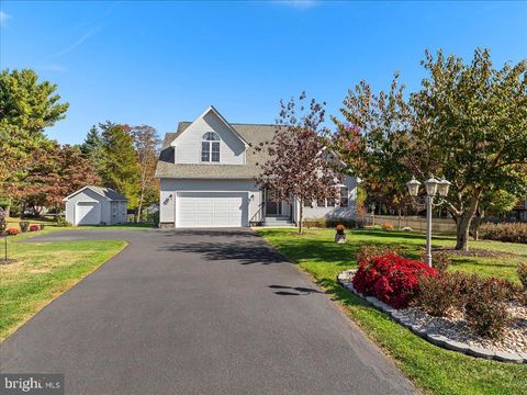 8 PHEASANT TRAIL FAIRFIELD PA 17320