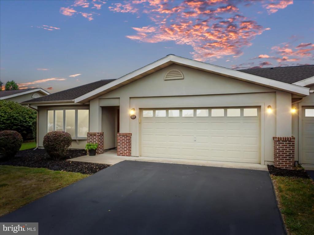 WOODS RESORT - Residential