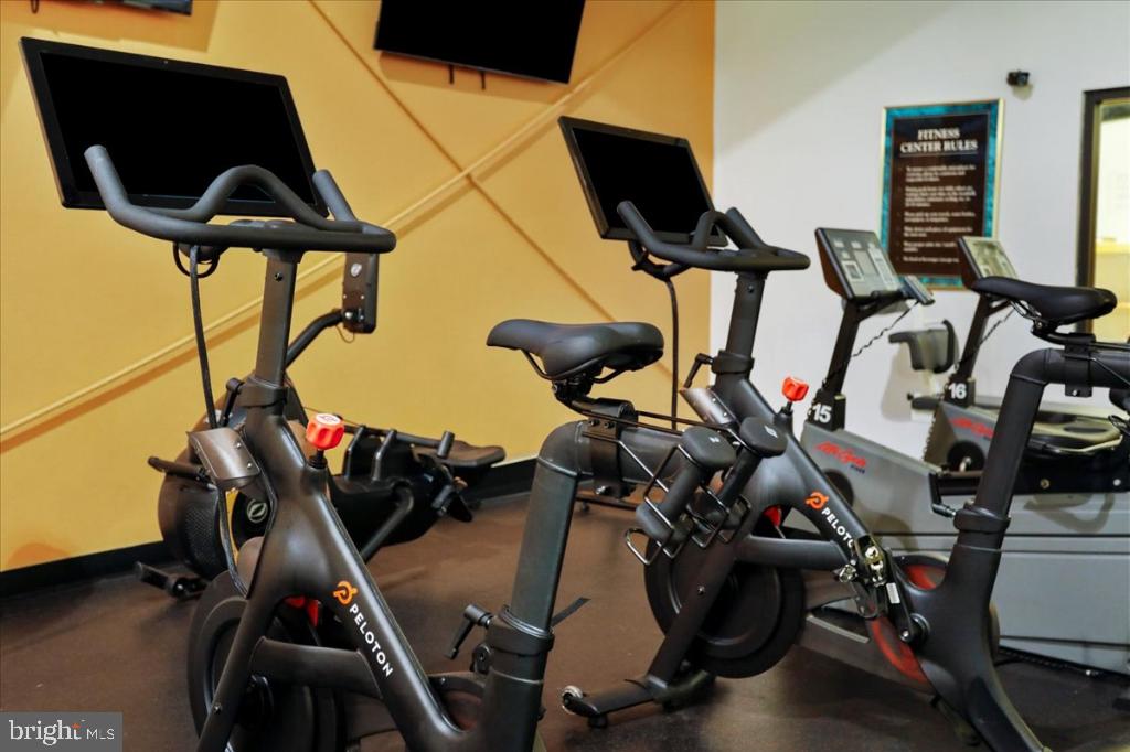 WOODS RESORT - Residential