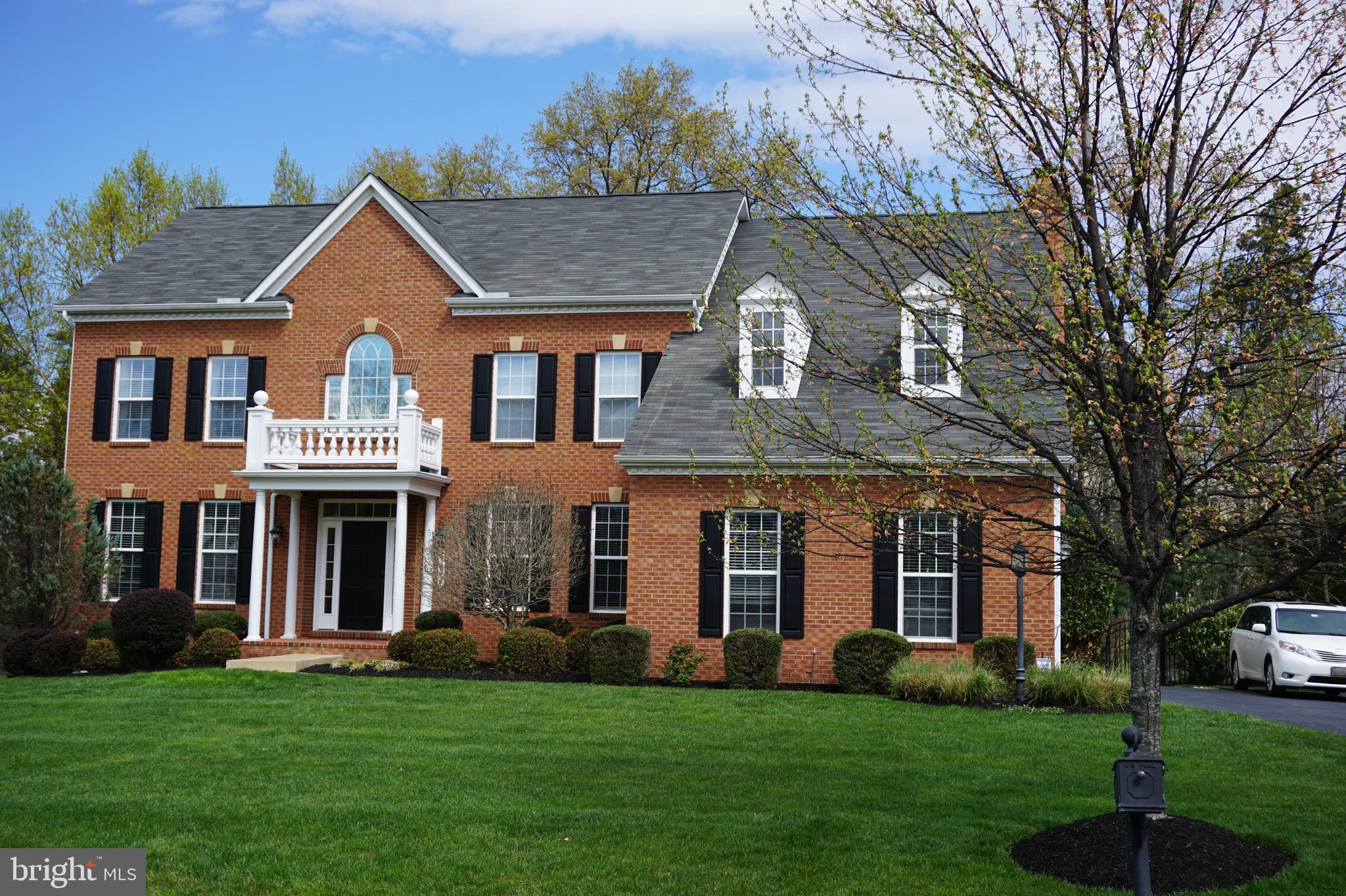 VILLAGE OF WAXPOOL - Residential