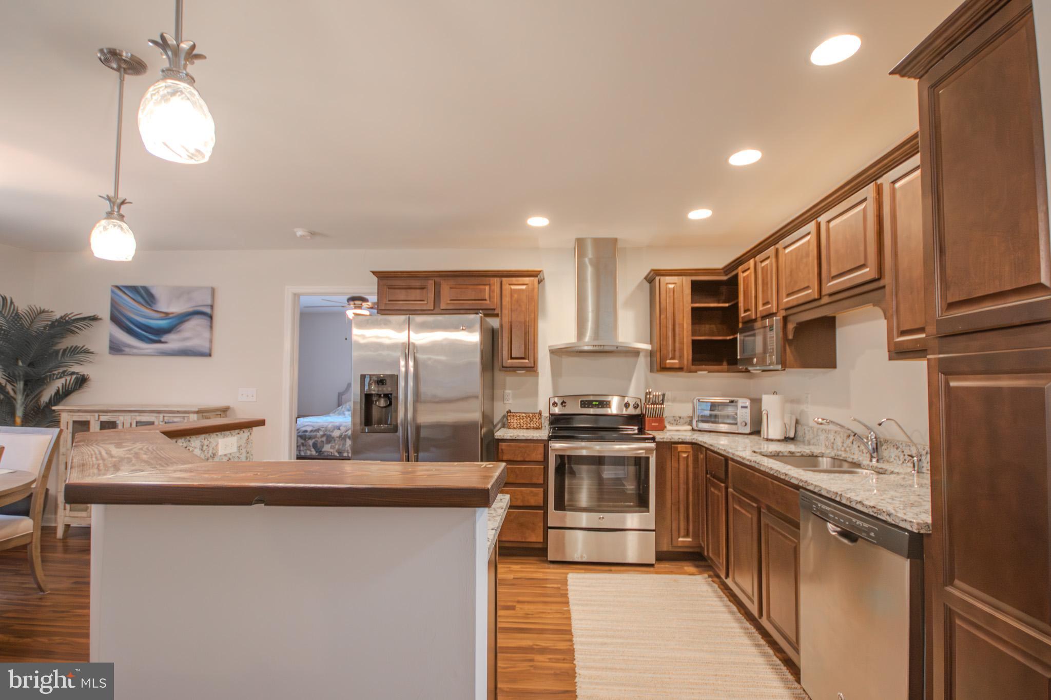 5987 DEER CREEK DRIVE