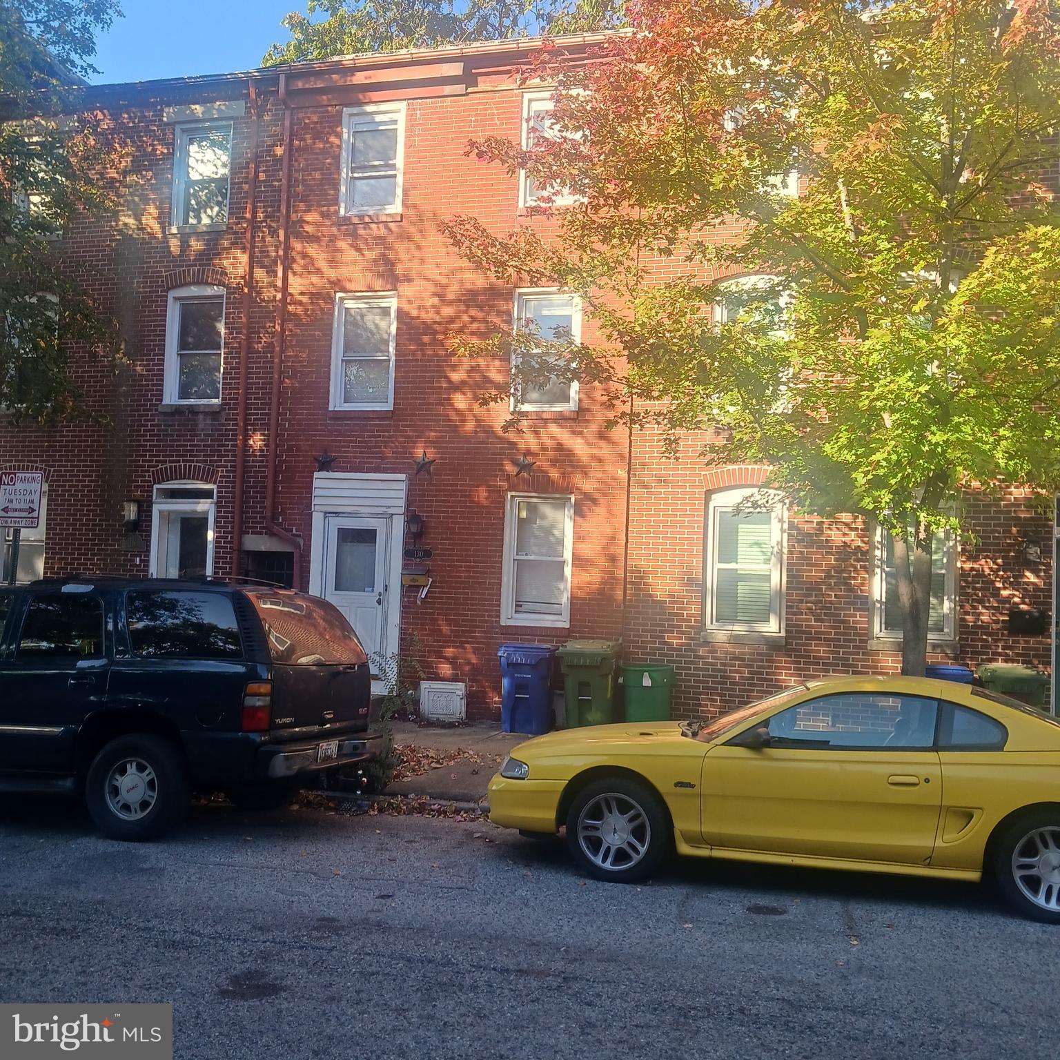 Great Home with update electic, plumbing, drywall, insulation, newer windows. Ready to put your living touch. Needs cosmetic upgrades . Bones in the house in great condition. Gas forced air furnace.