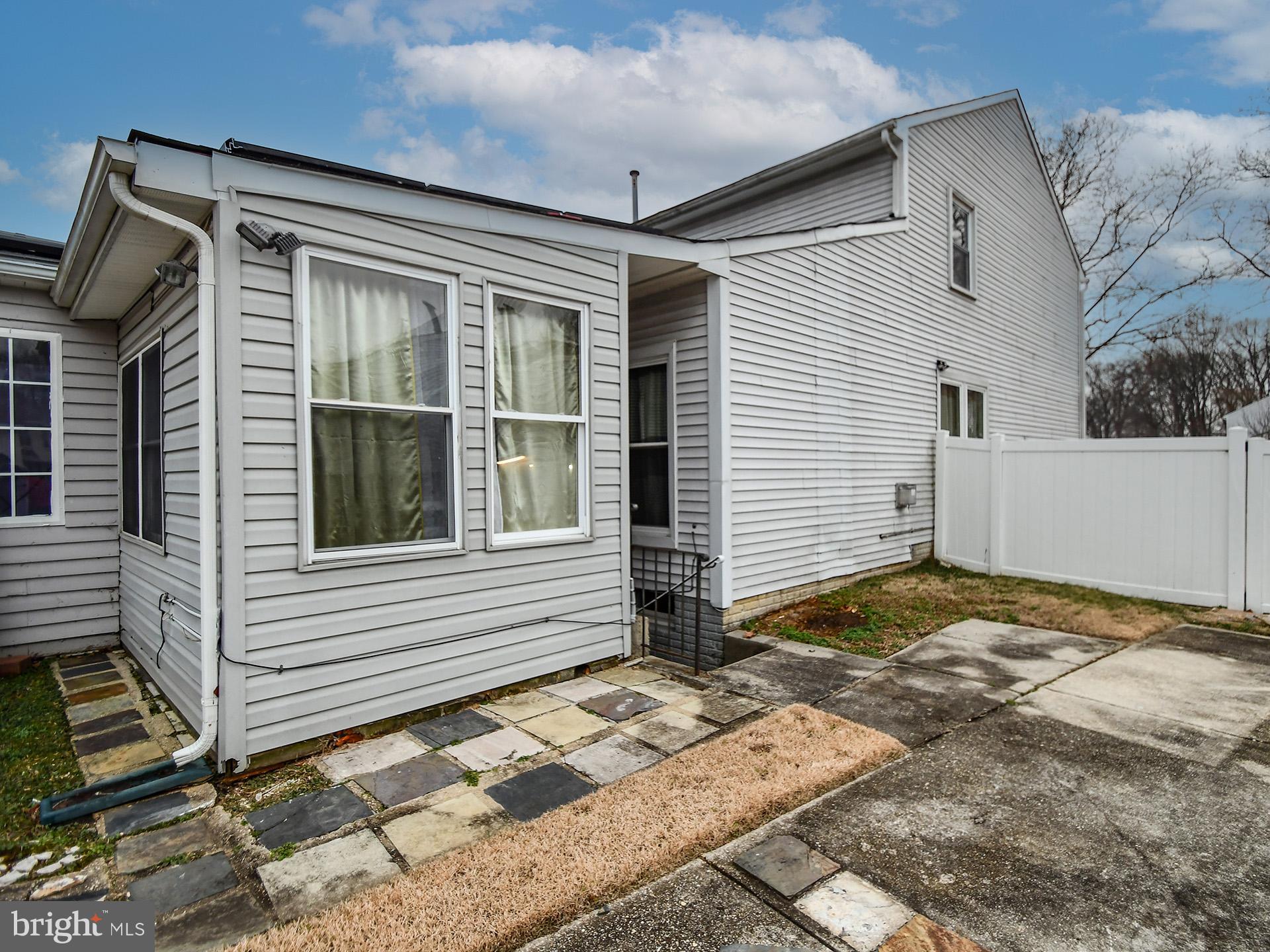 KINGS FOREST - Residential Lease