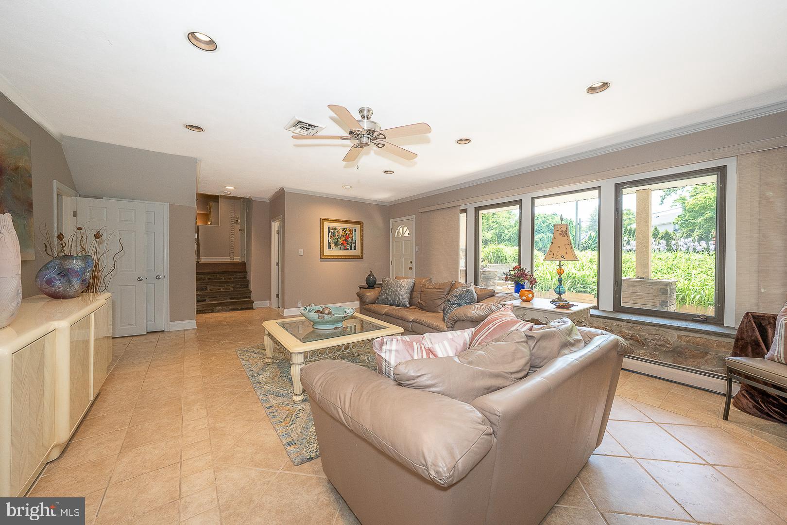 WYNNEWOOD - Residential