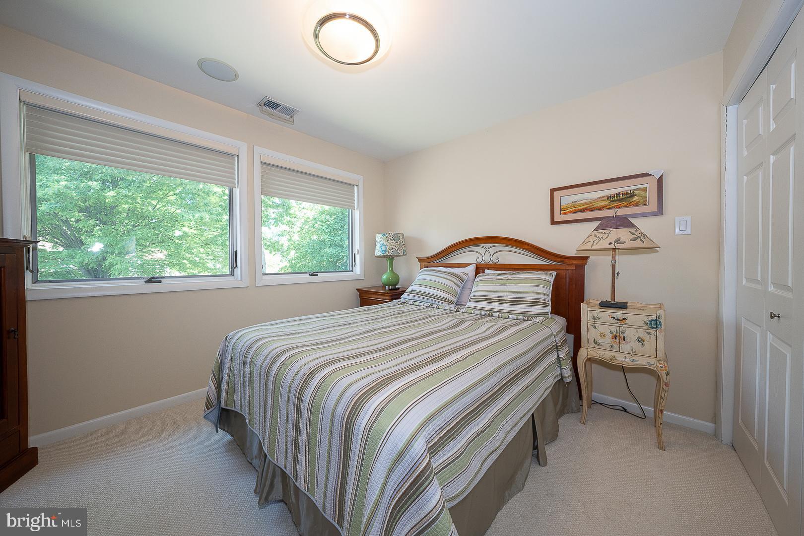 WYNNEWOOD - Residential