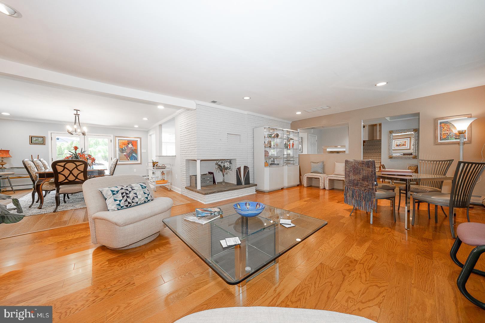 WYNNEWOOD - Residential