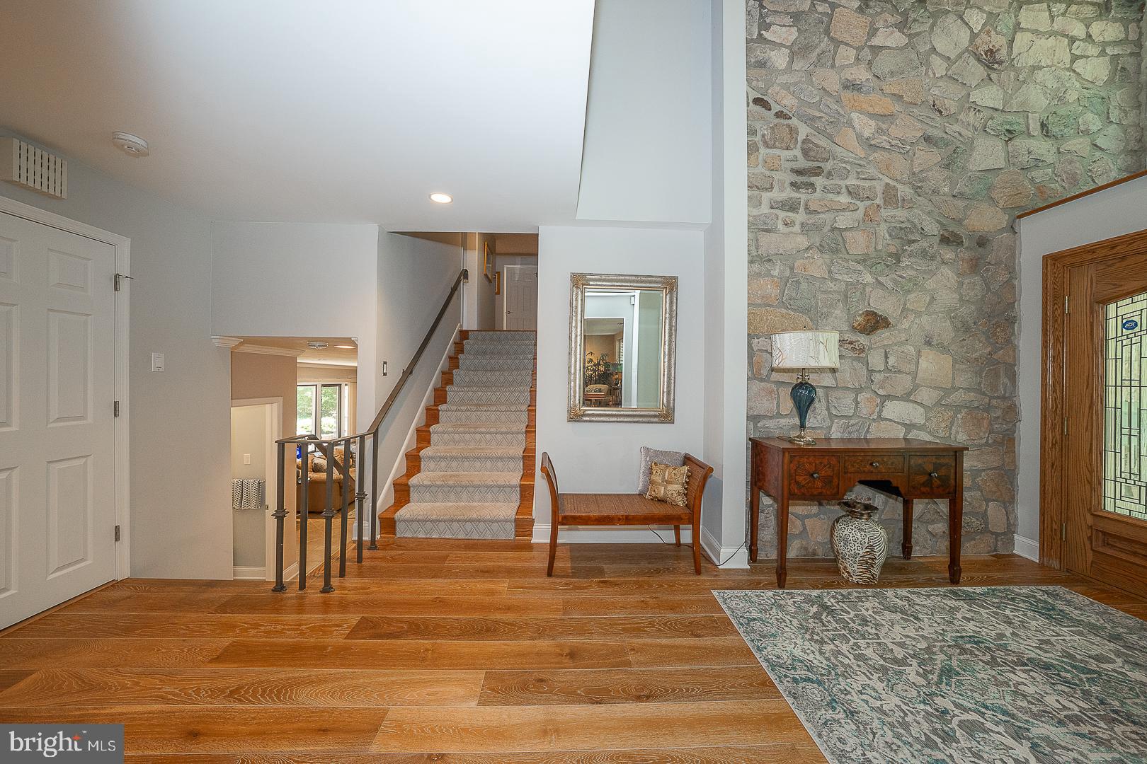 WYNNEWOOD - Residential