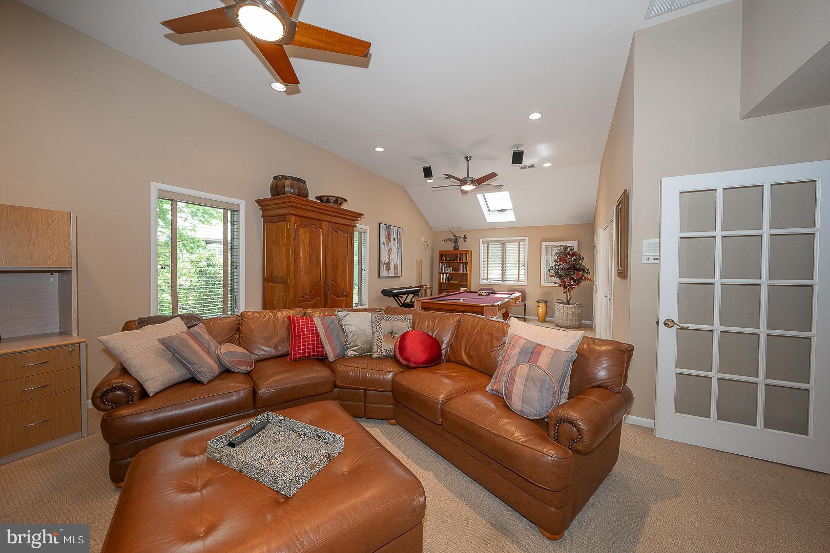 WYNNEWOOD - Residential