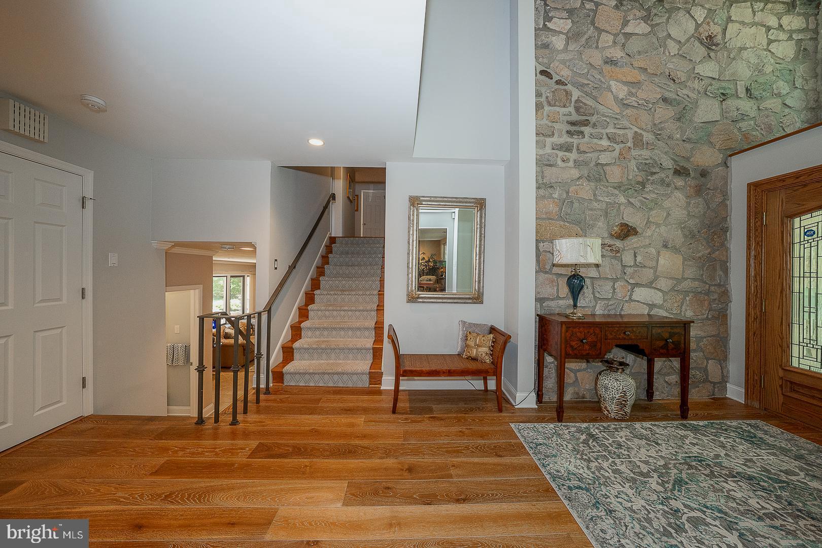 WYNNEWOOD - Residential