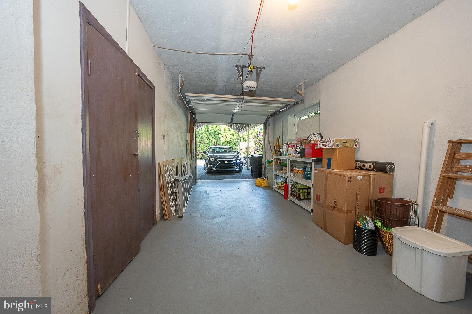 WYNNEWOOD - Residential