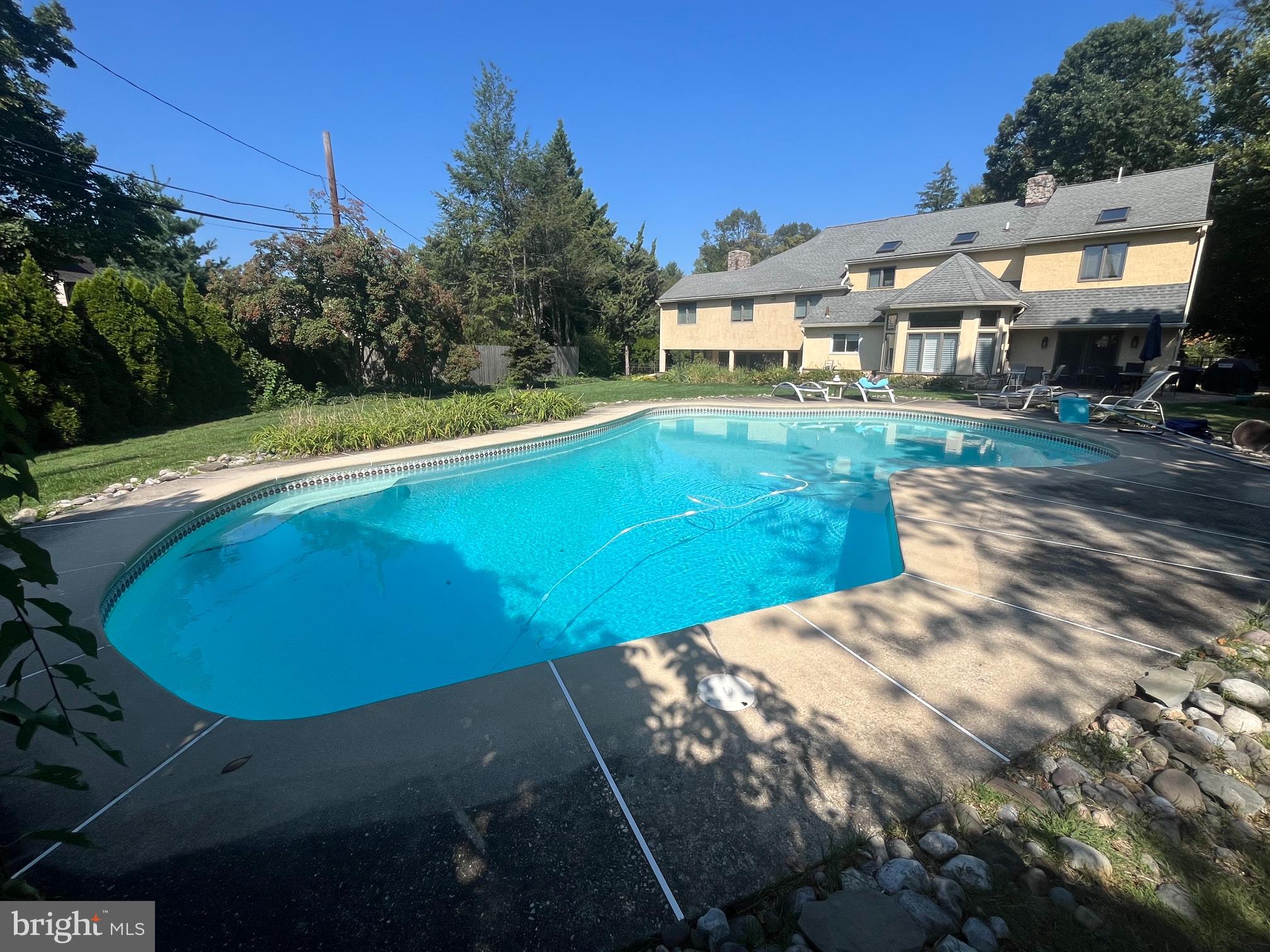 WYNNEWOOD - Residential