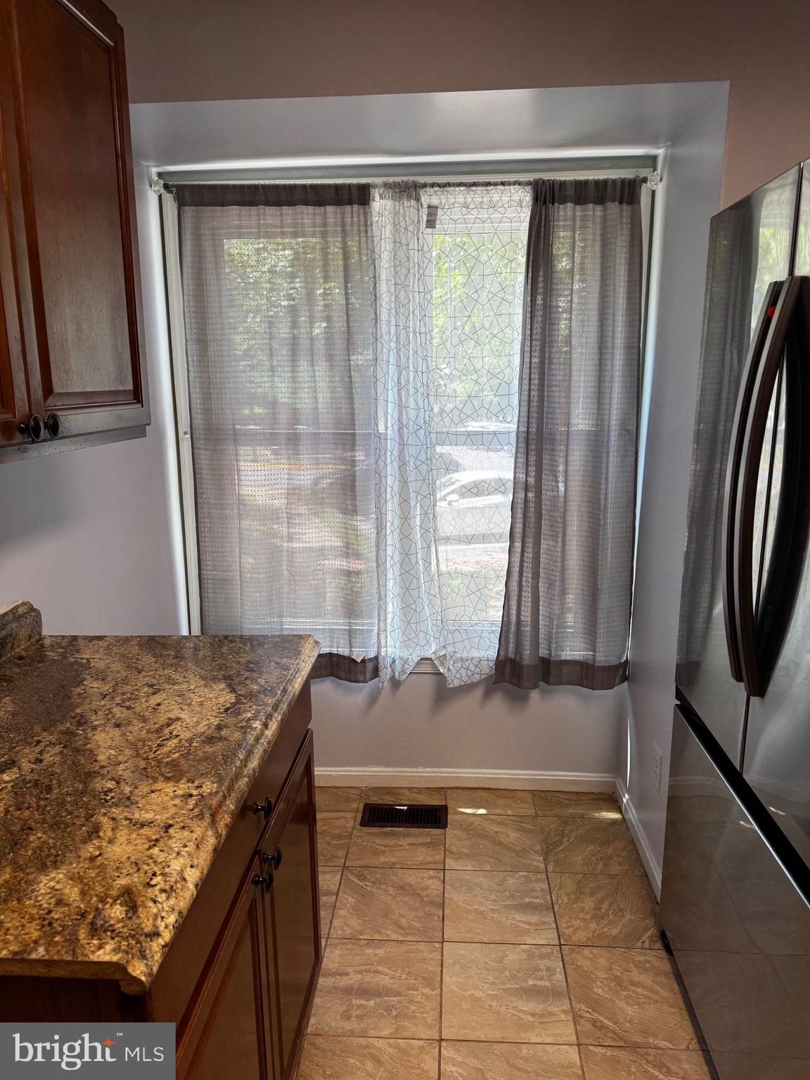 KINGSTOWNE - Residential Lease