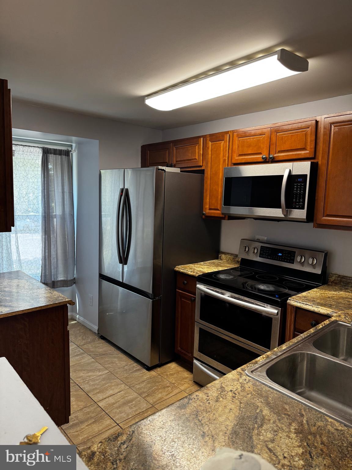 KINGSTOWNE - Residential Lease