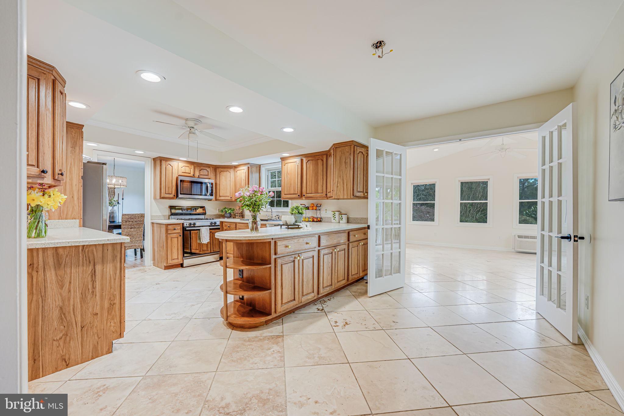 BROADLANDS - Residential