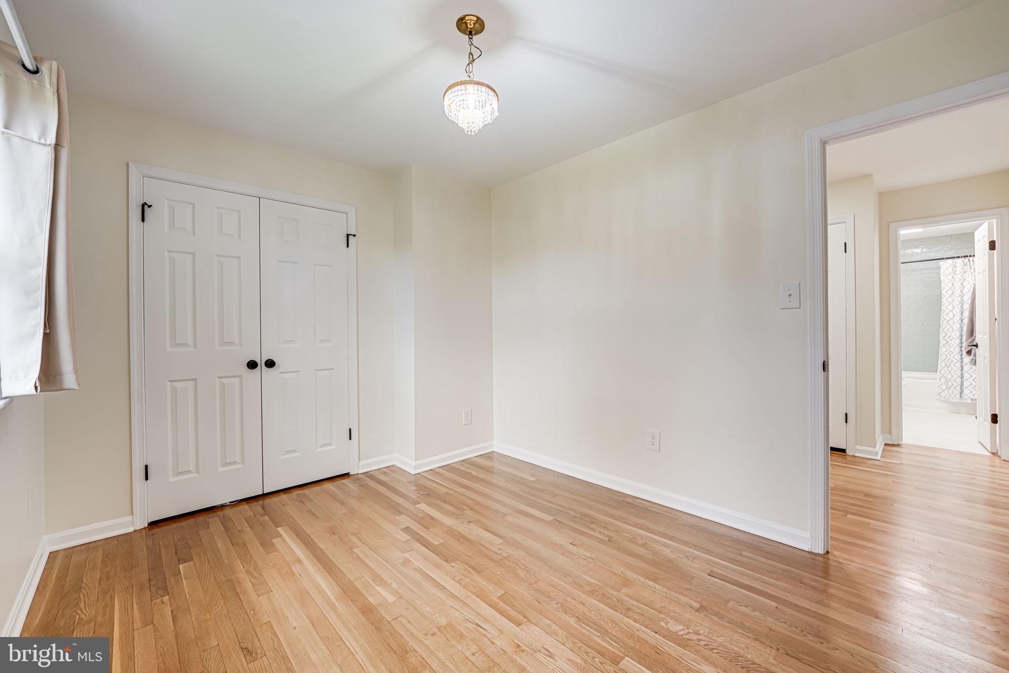 BROADLANDS - Residential