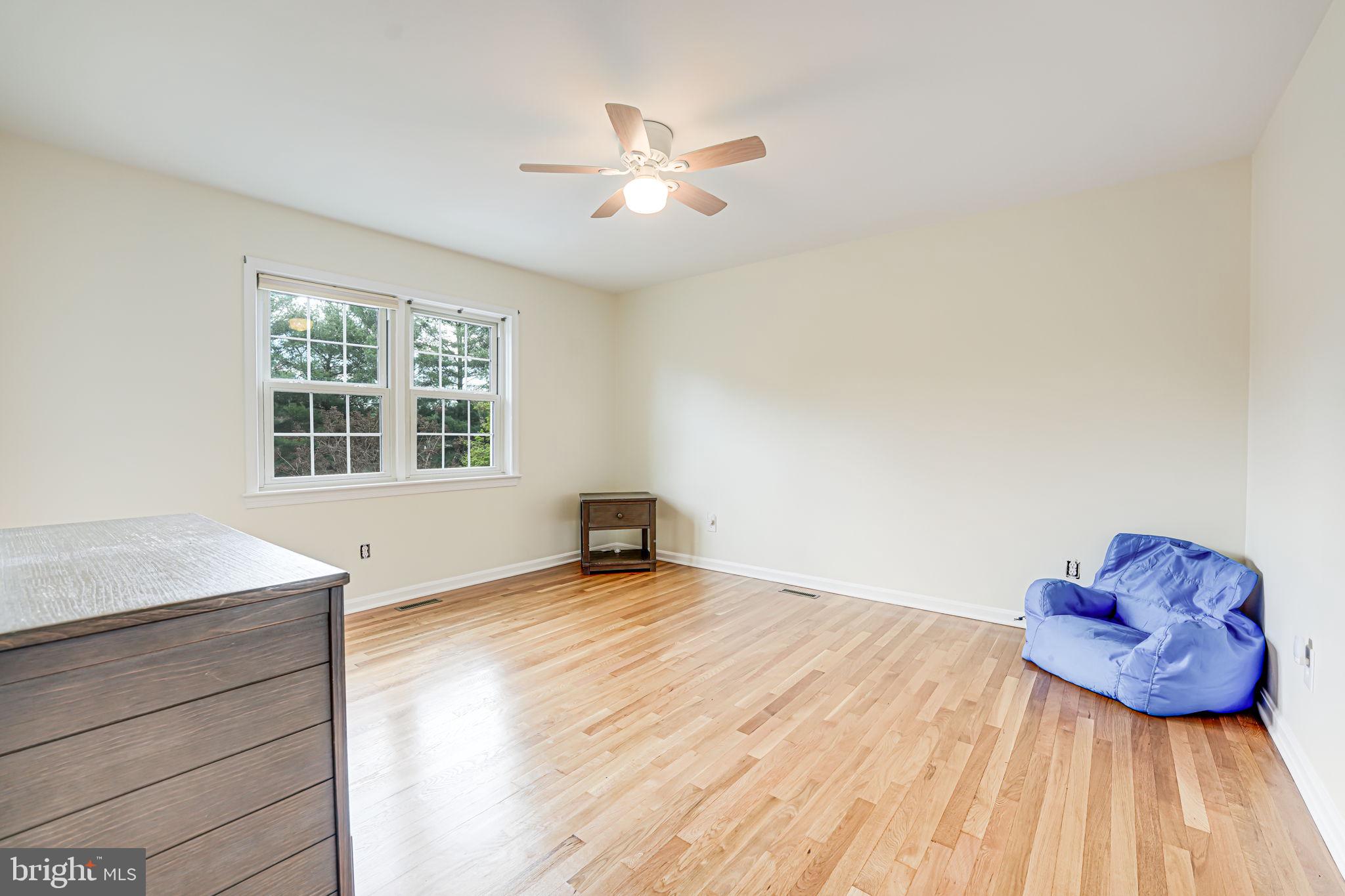 BROADLANDS - Residential