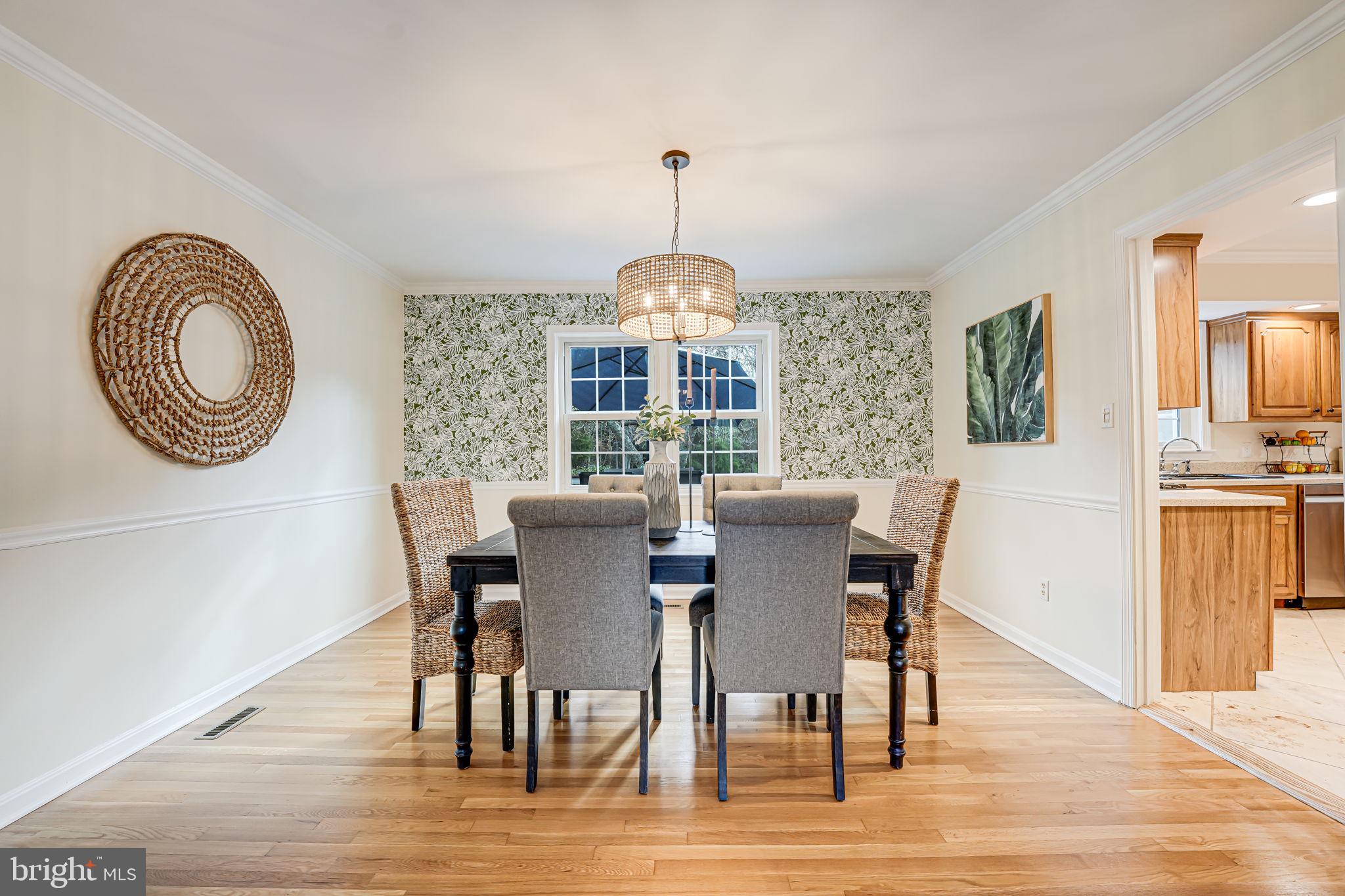 BROADLANDS - Residential