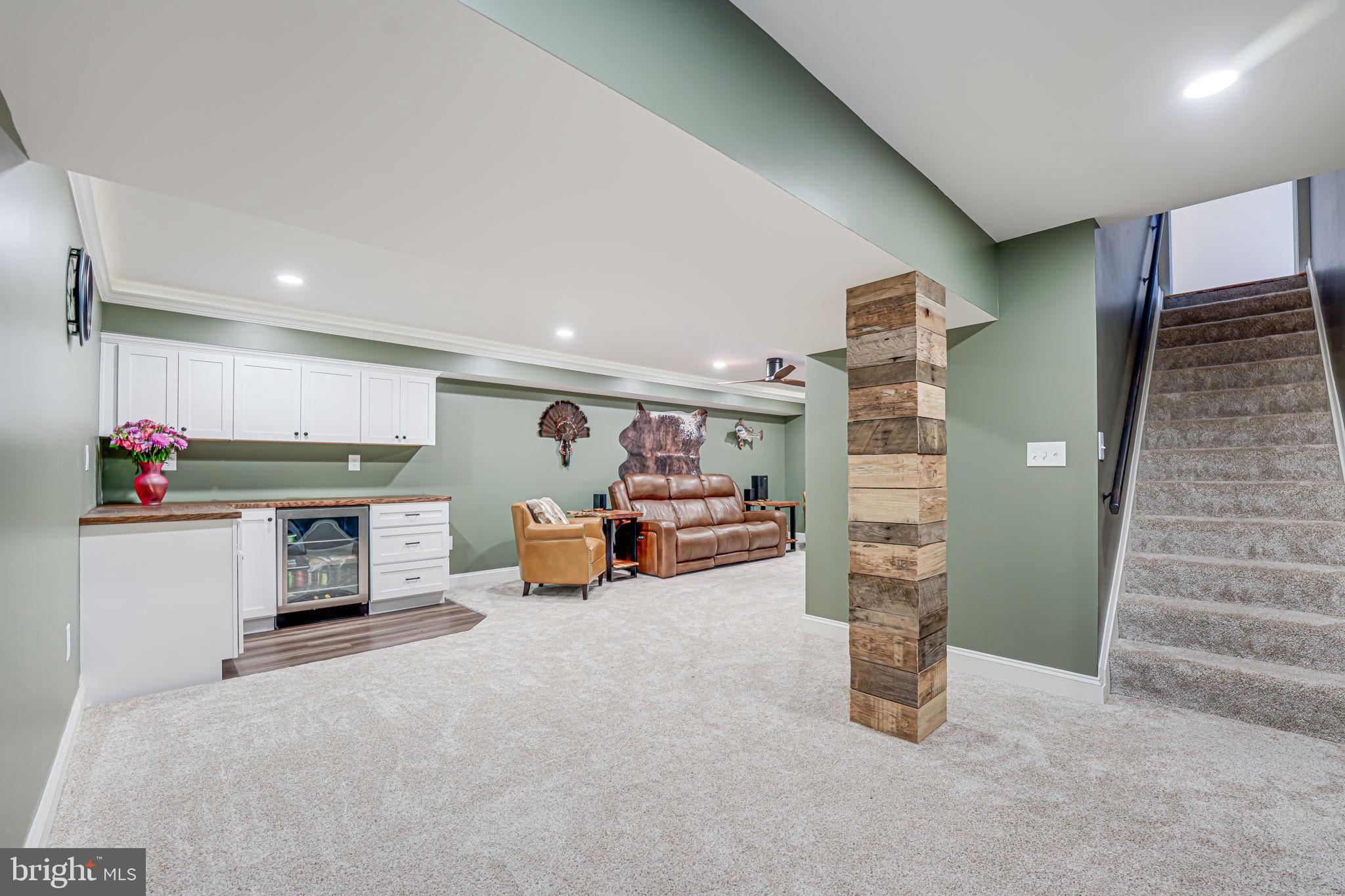 BROADLANDS - Residential