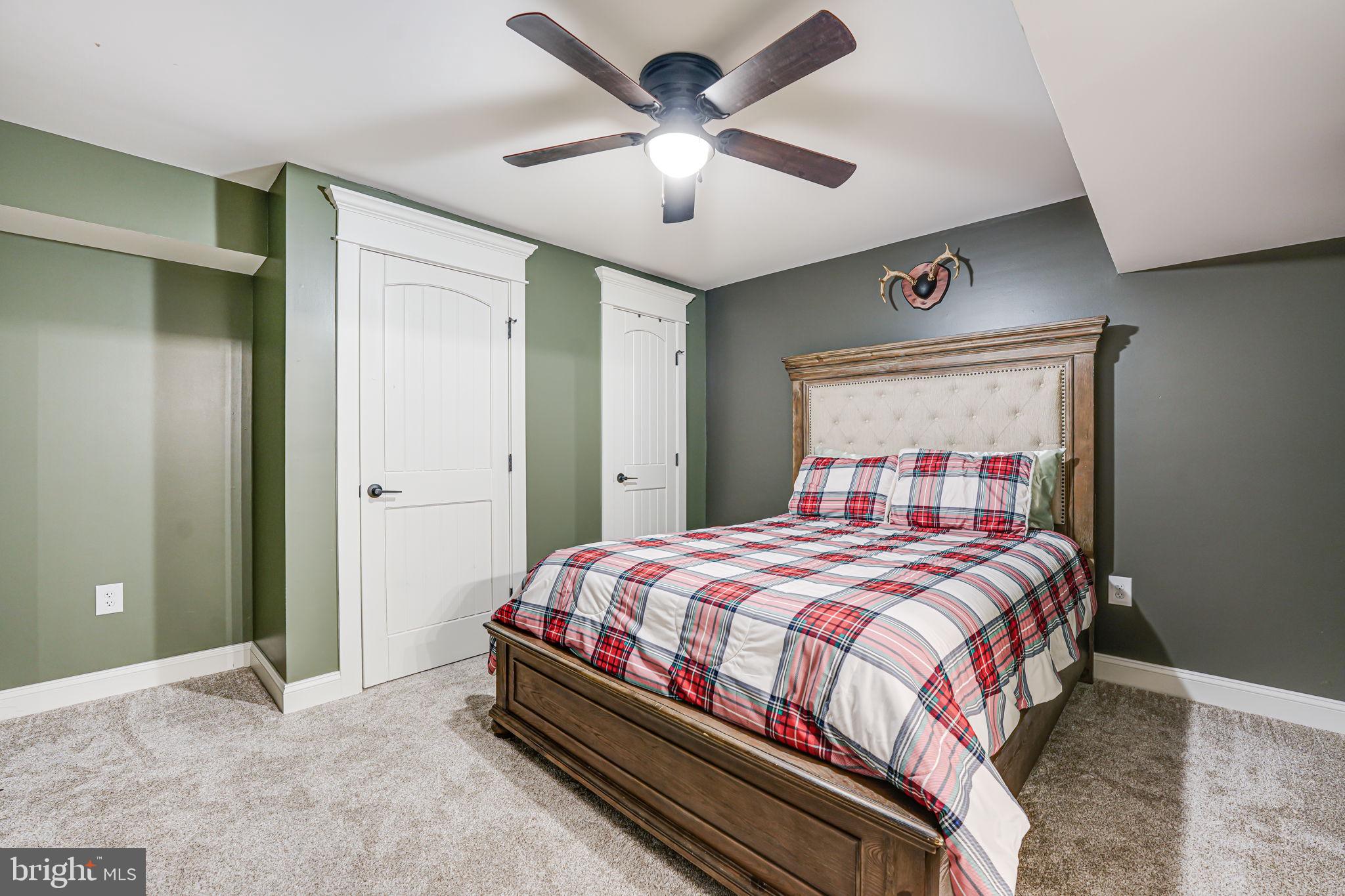 BROADLANDS - Residential