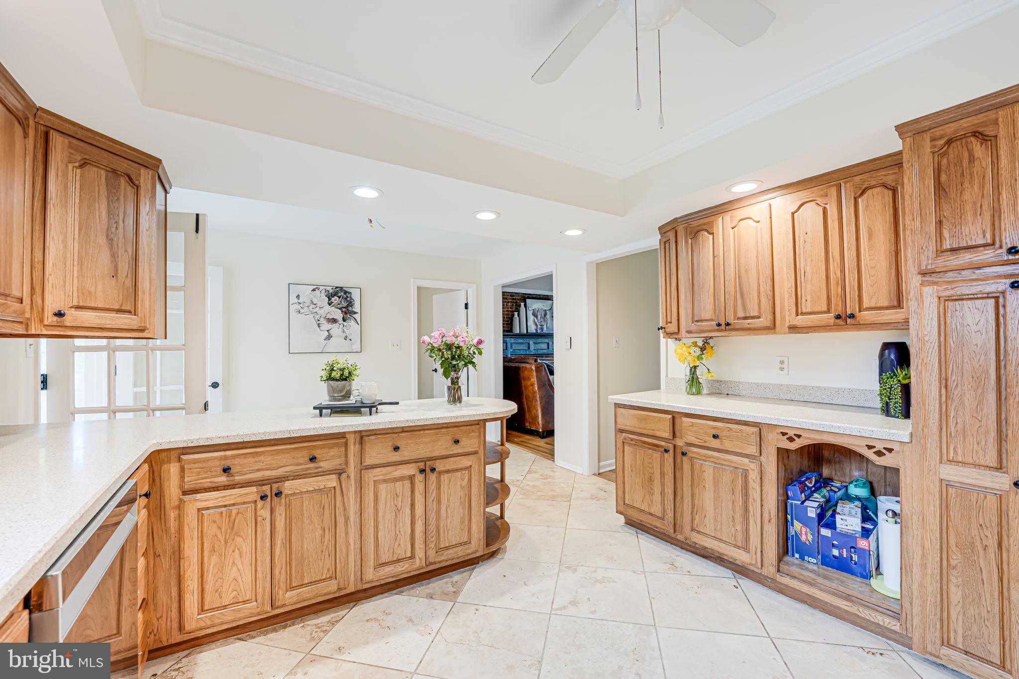 BROADLANDS - Residential