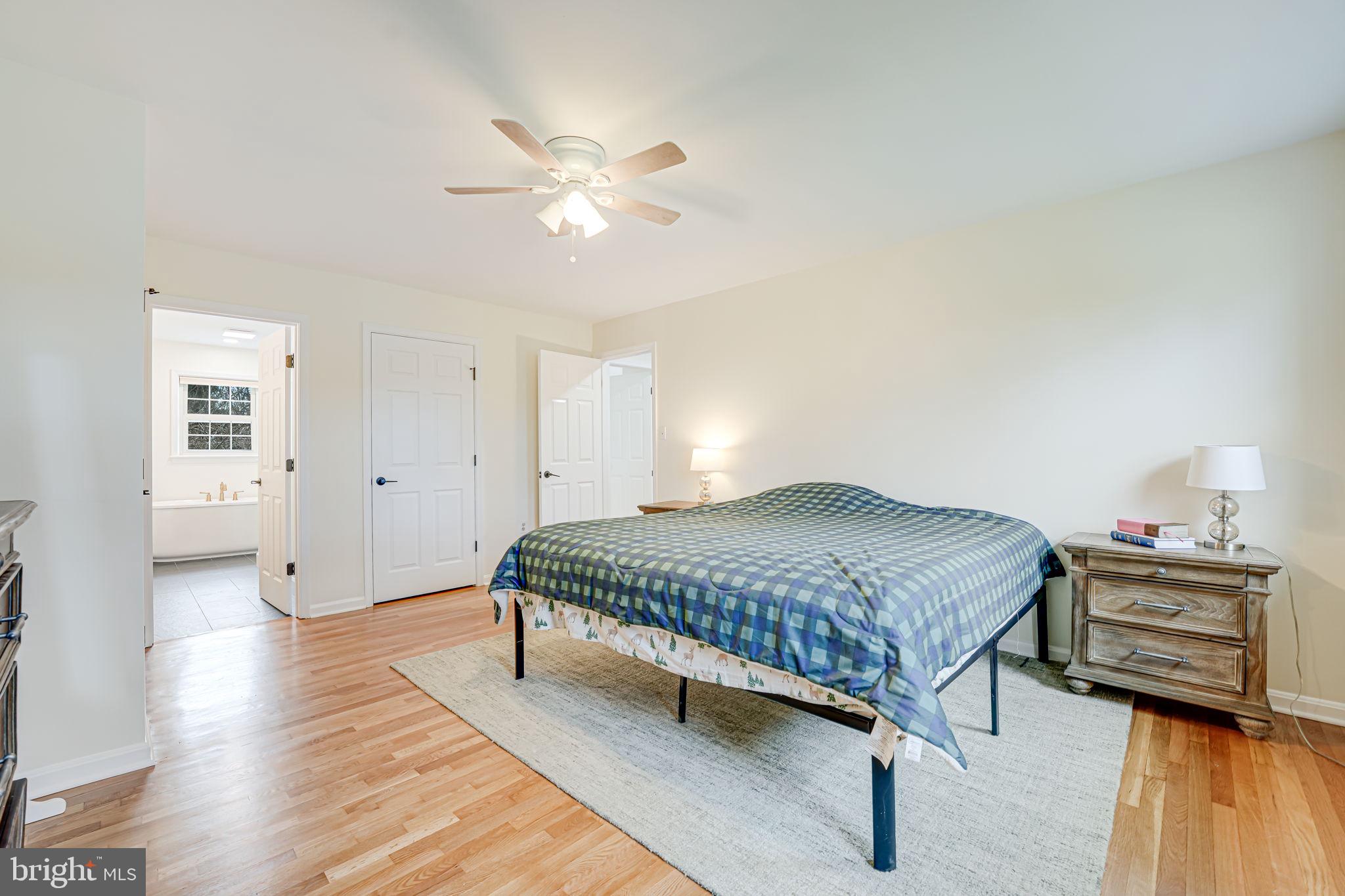 BROADLANDS - Residential