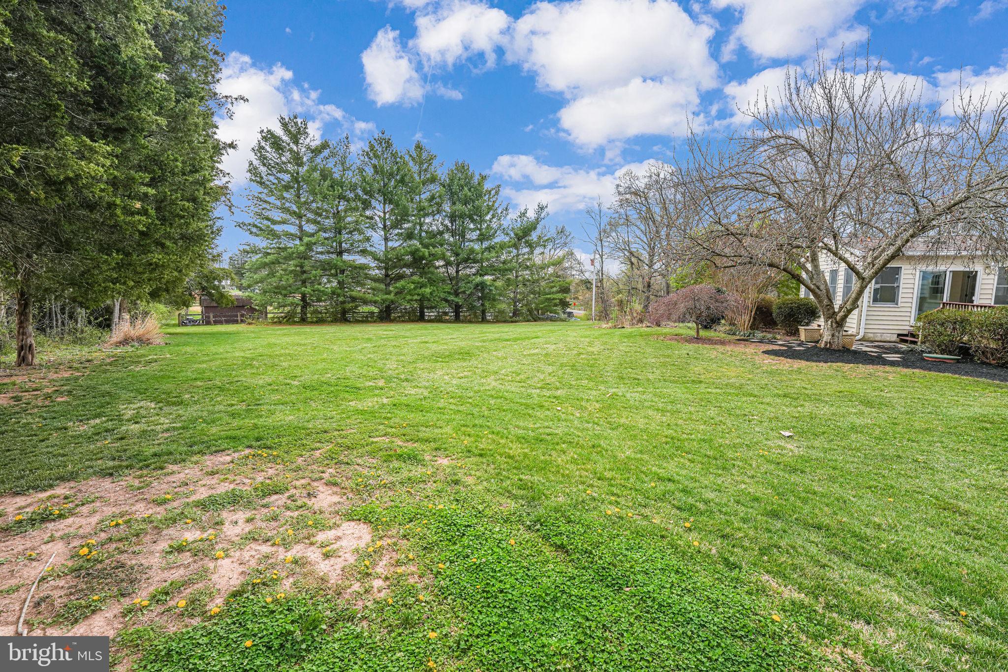 BROADLANDS - Residential