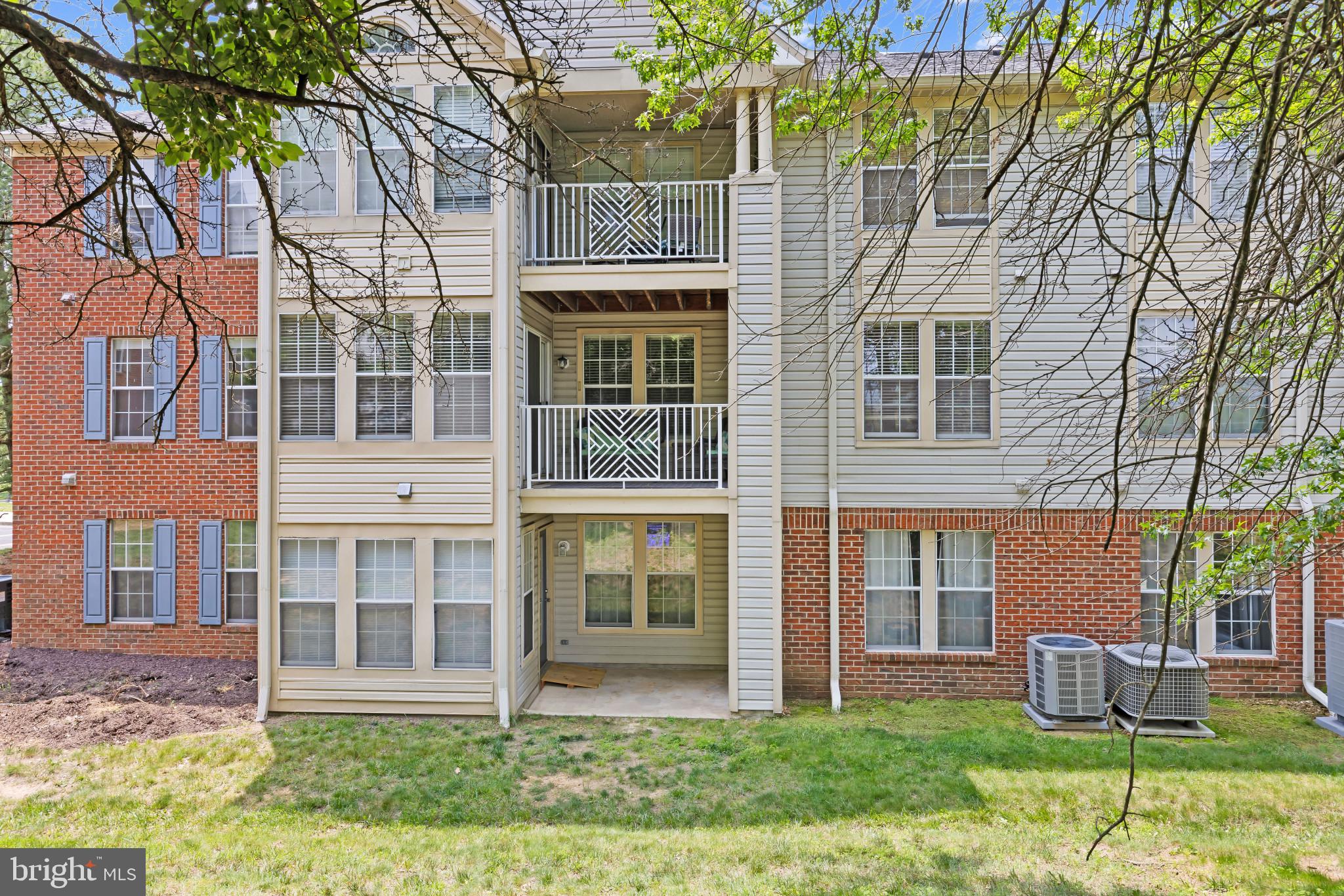 PINEY ORCHARD - Residential