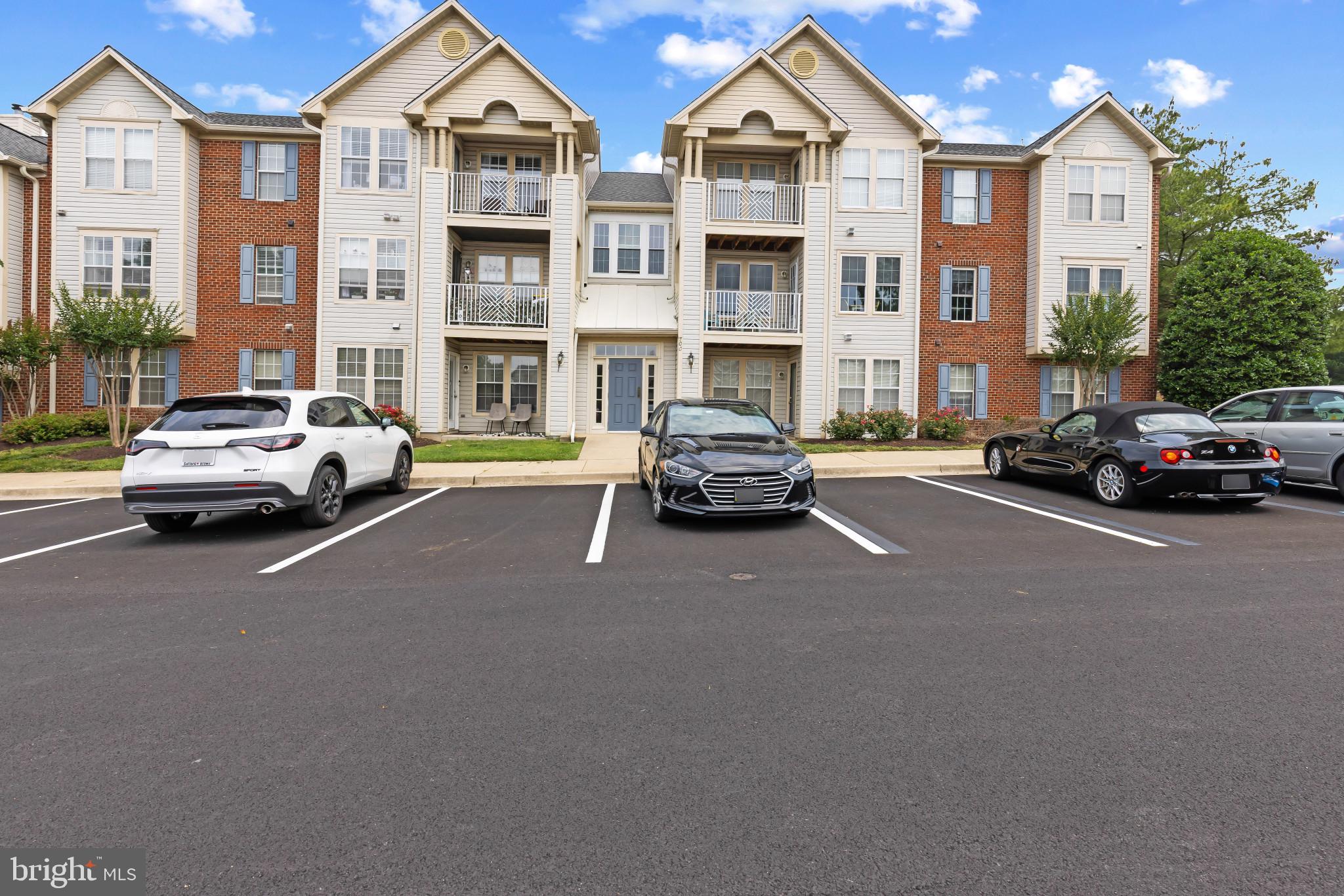 PINEY ORCHARD - Residential