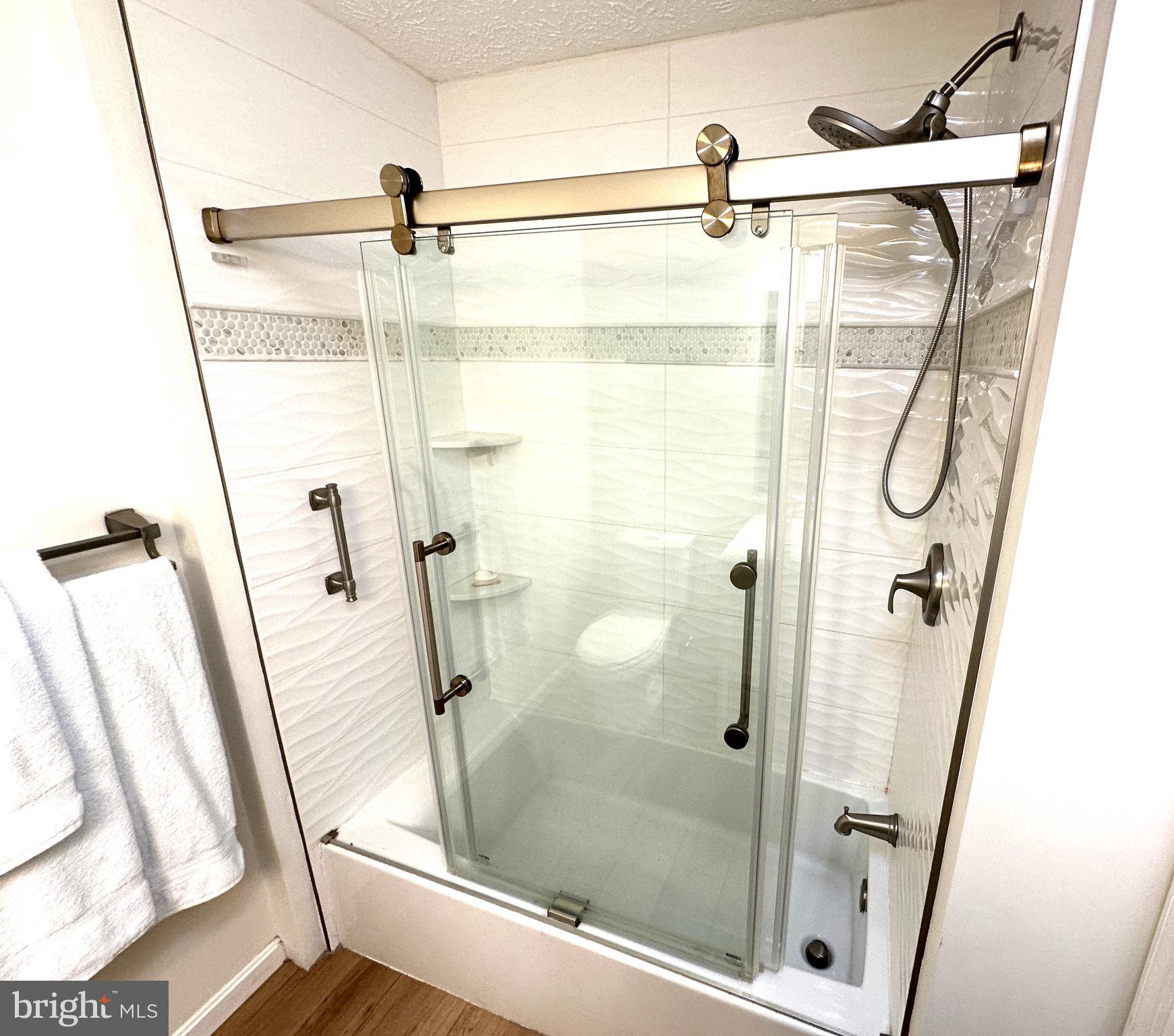 PINEY ORCHARD - Residential