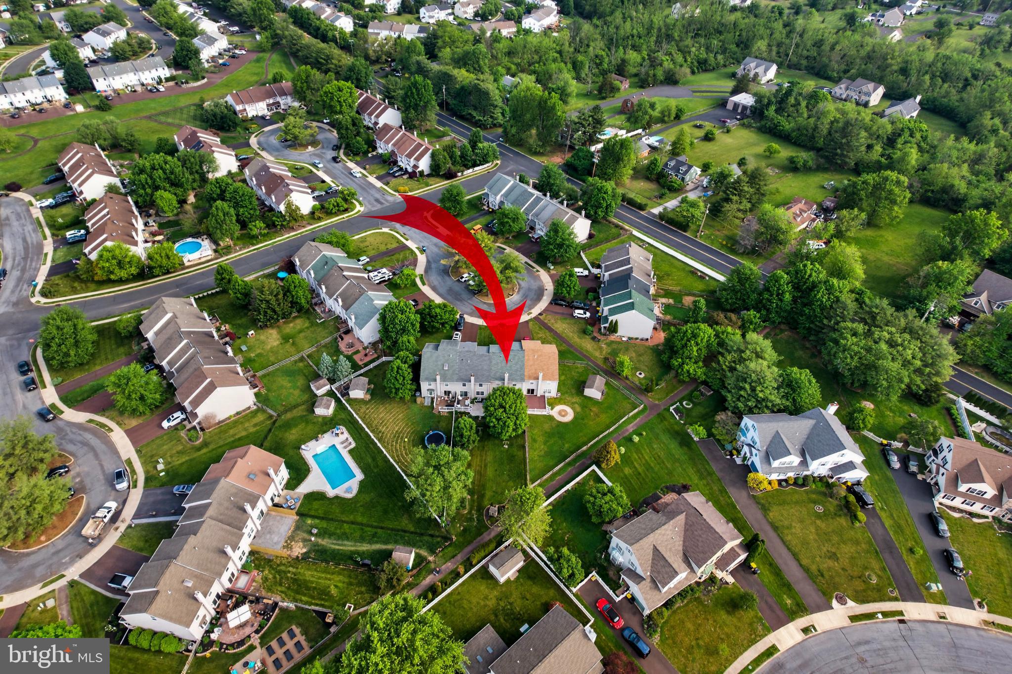 STRAWBERRY FIELDS - Residential