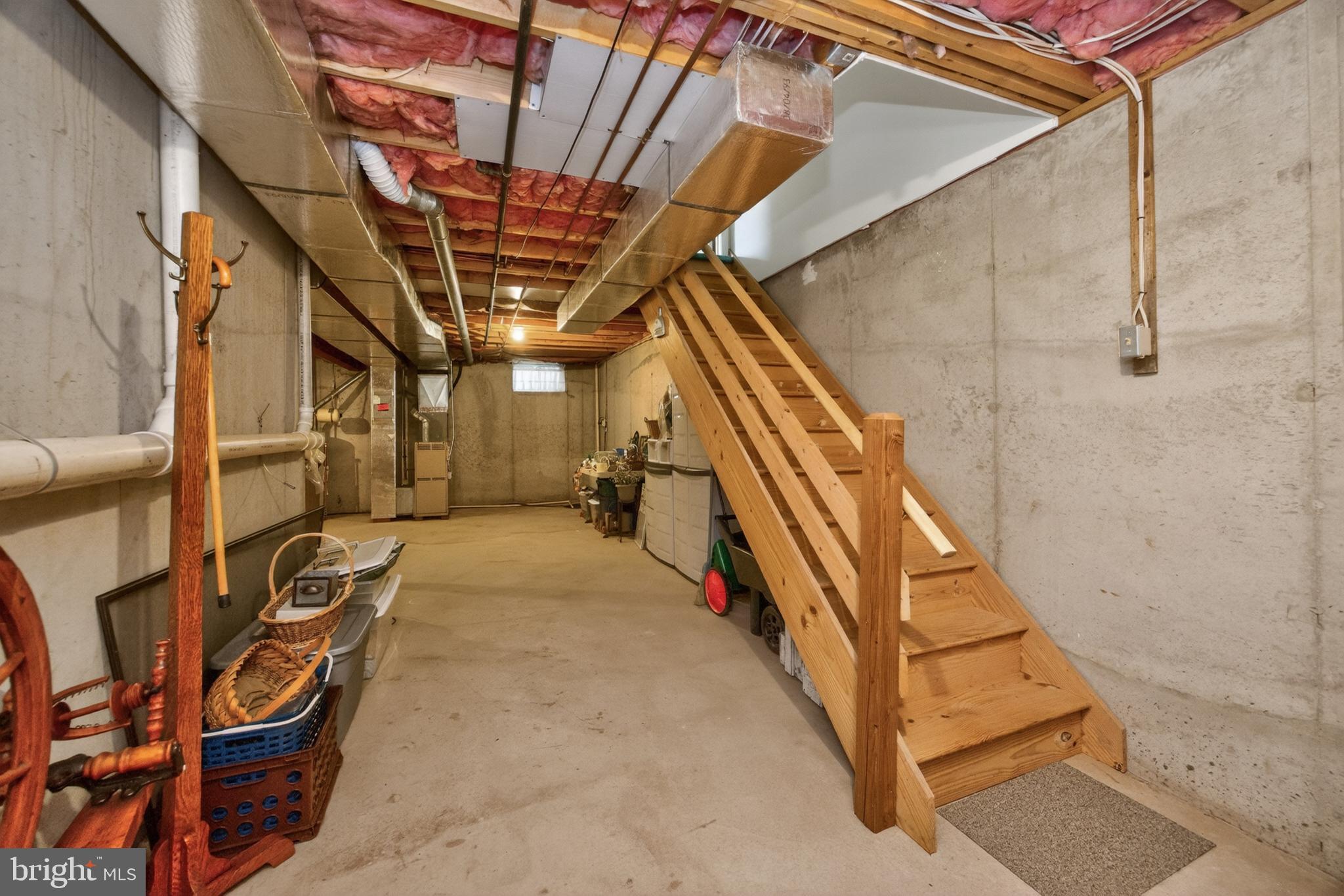 STRAWBERRY FIELDS - Residential