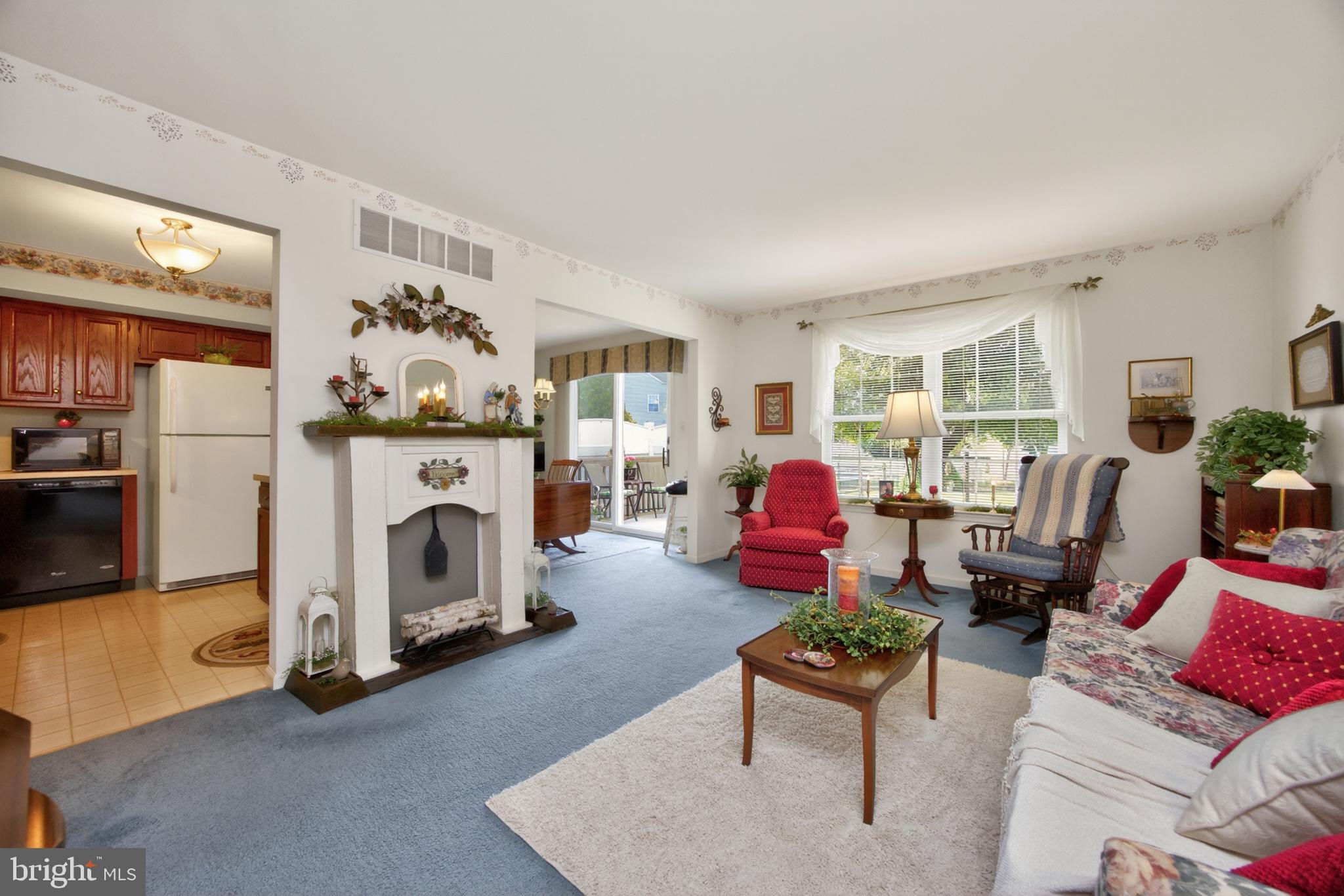 STRAWBERRY FIELDS - Residential